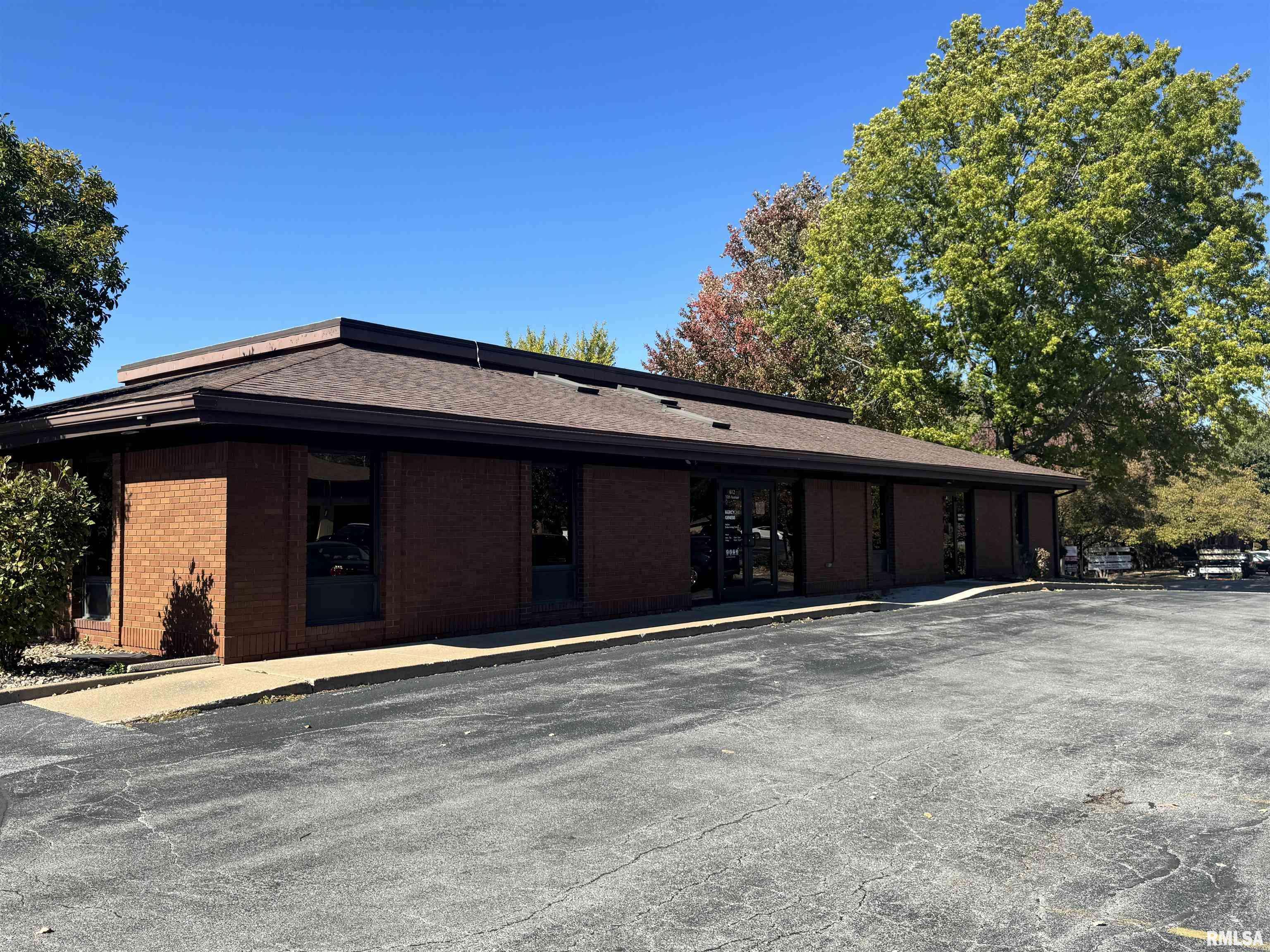 Moline, IL 61265,612 35TH AVE
