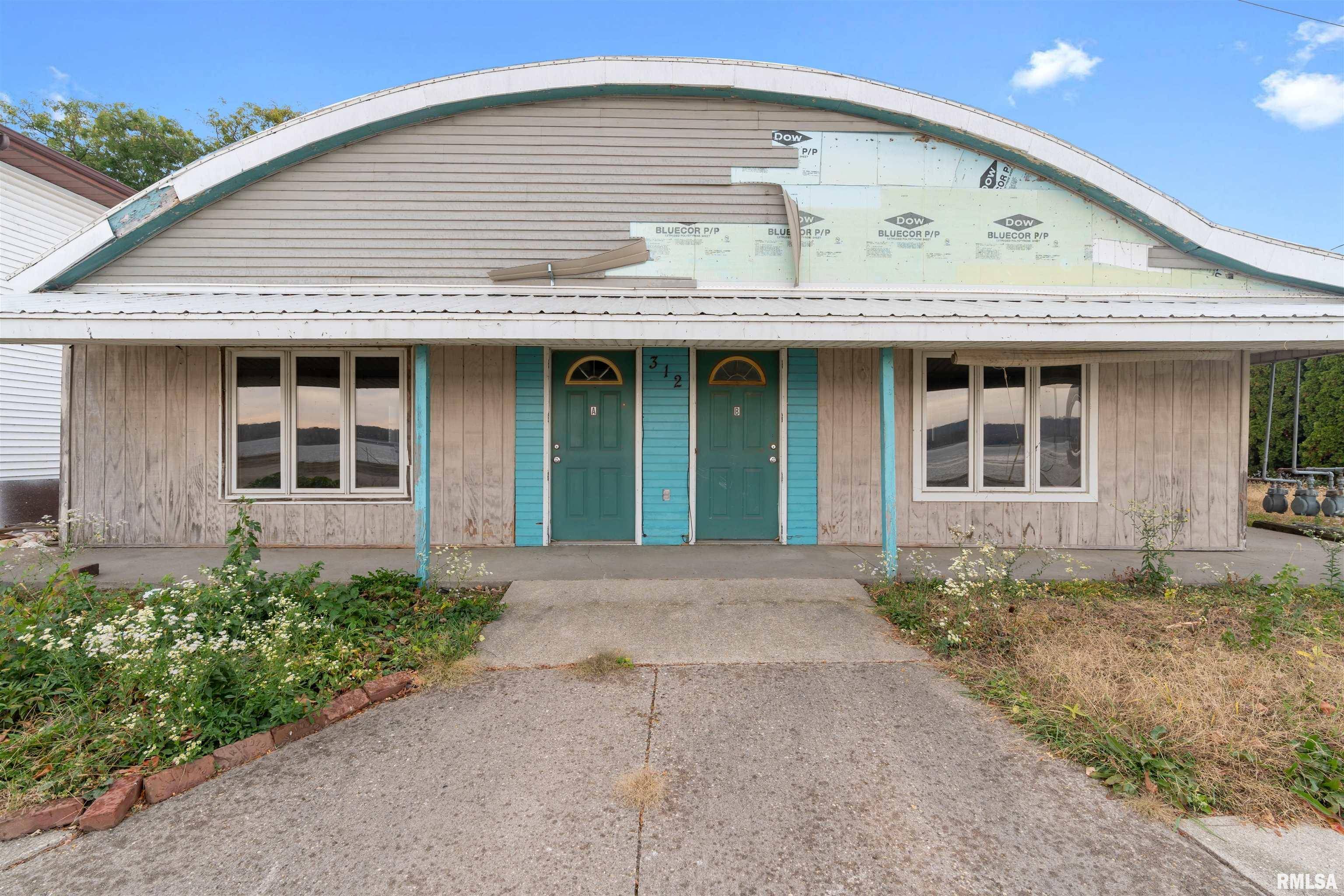 Sabula, IA 52070,312 RIVER ST