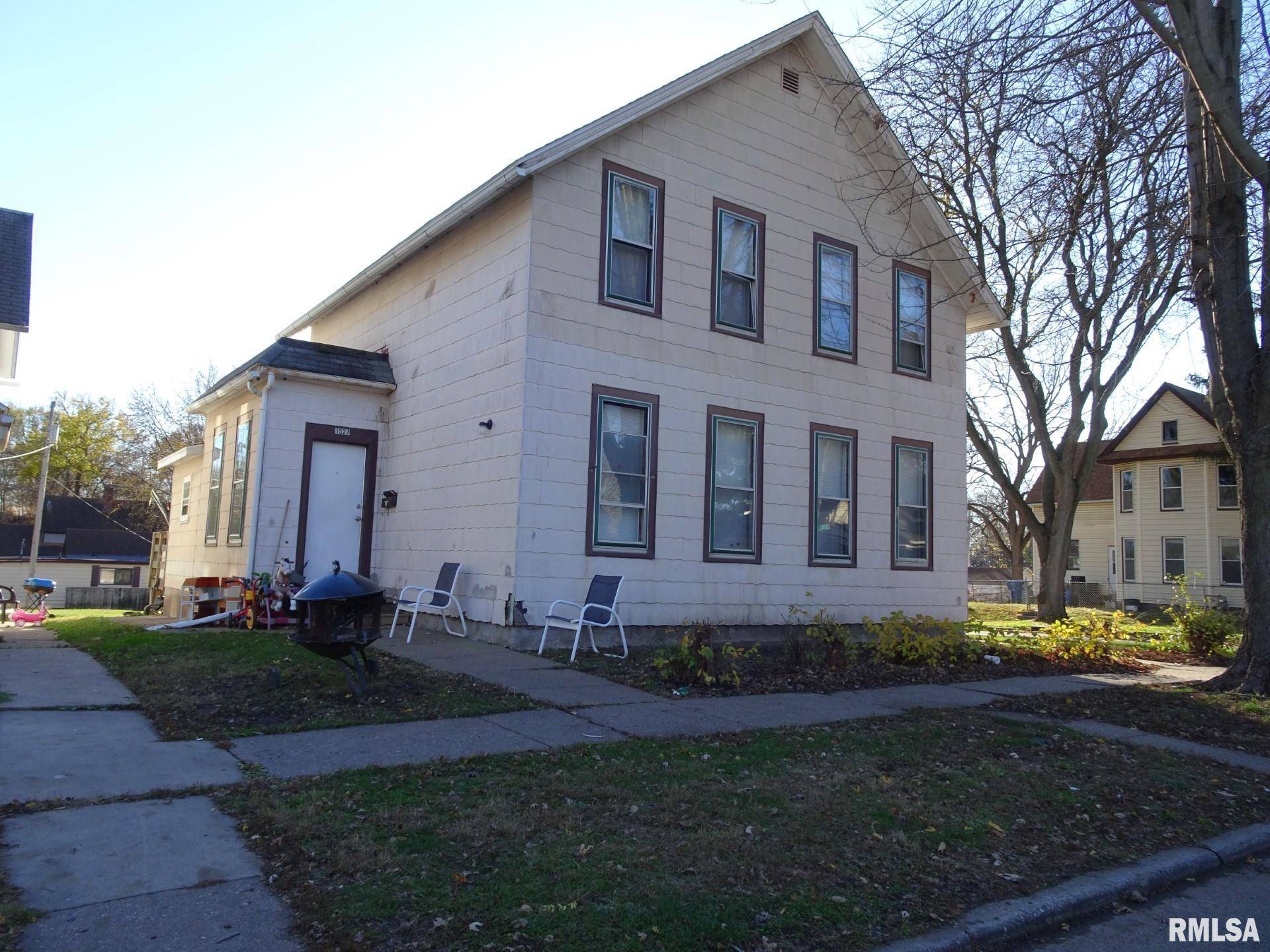 Davenport, IA 52802,1527 W 6TH ST