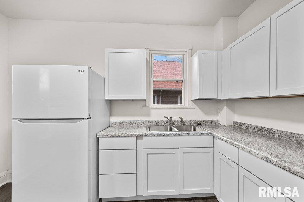Moline, IL 61265,227 44TH ST