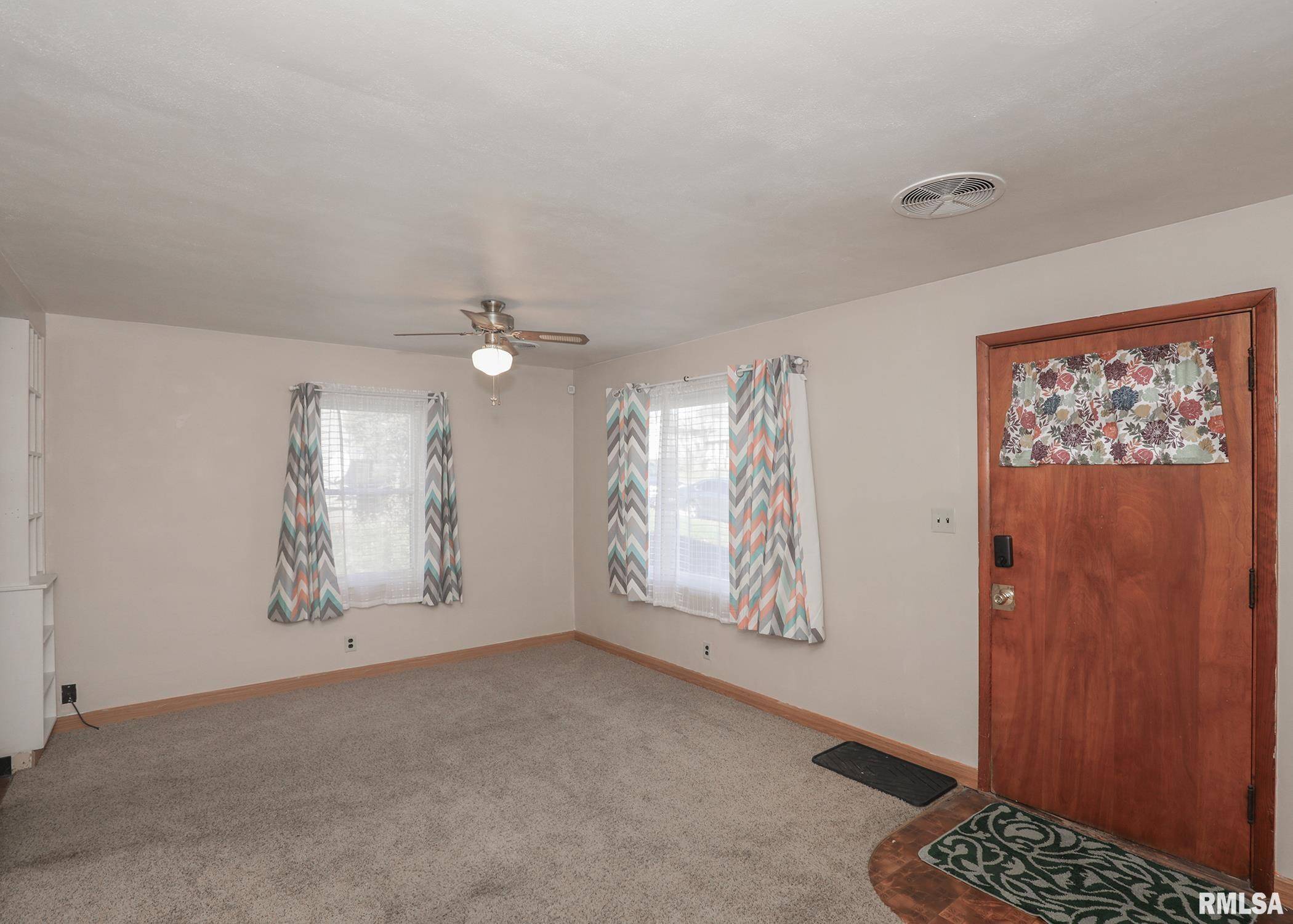 Davenport, IA 52806,1313 W 38TH PL