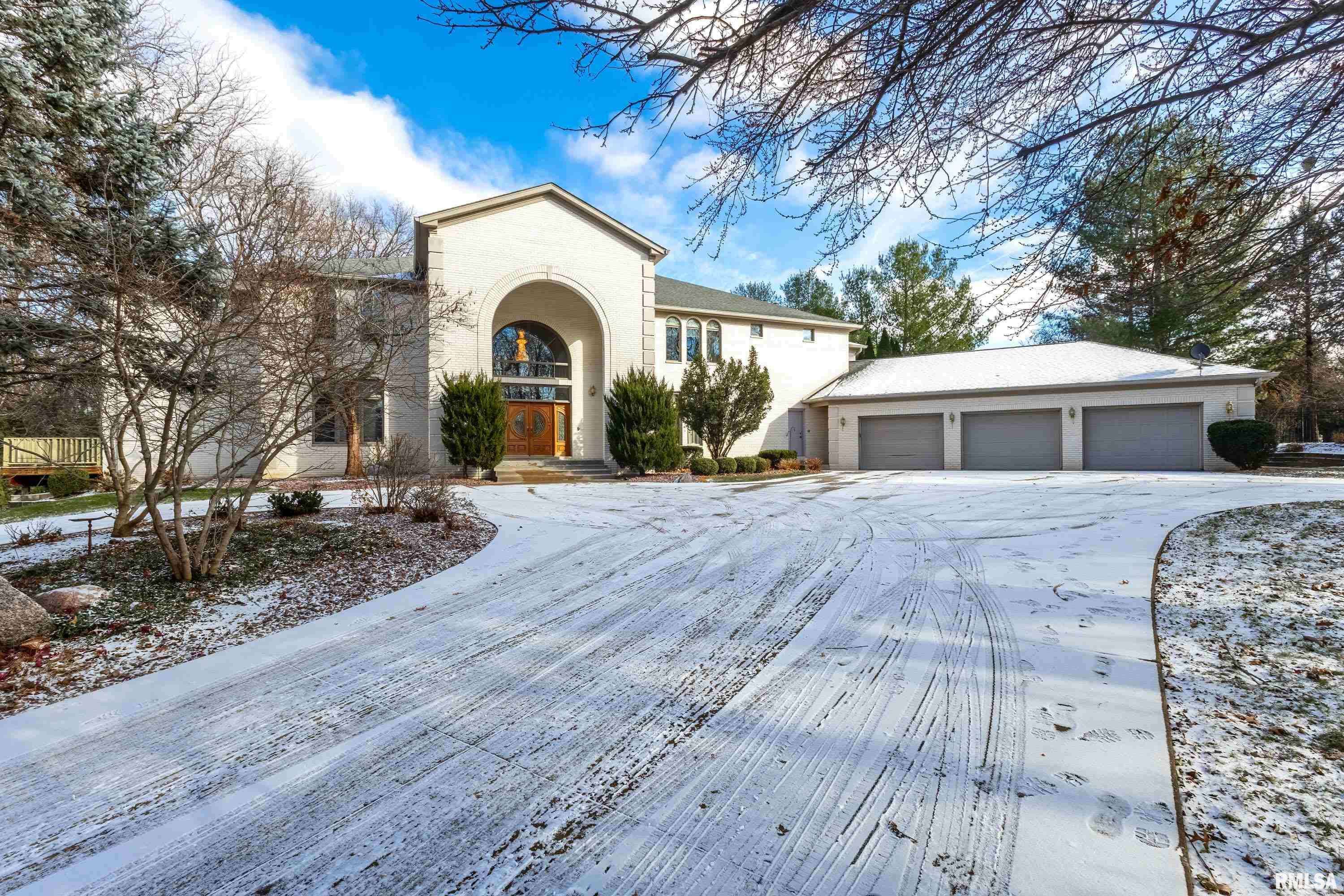 Rock Island, IL 61201,19 HICKORY CT