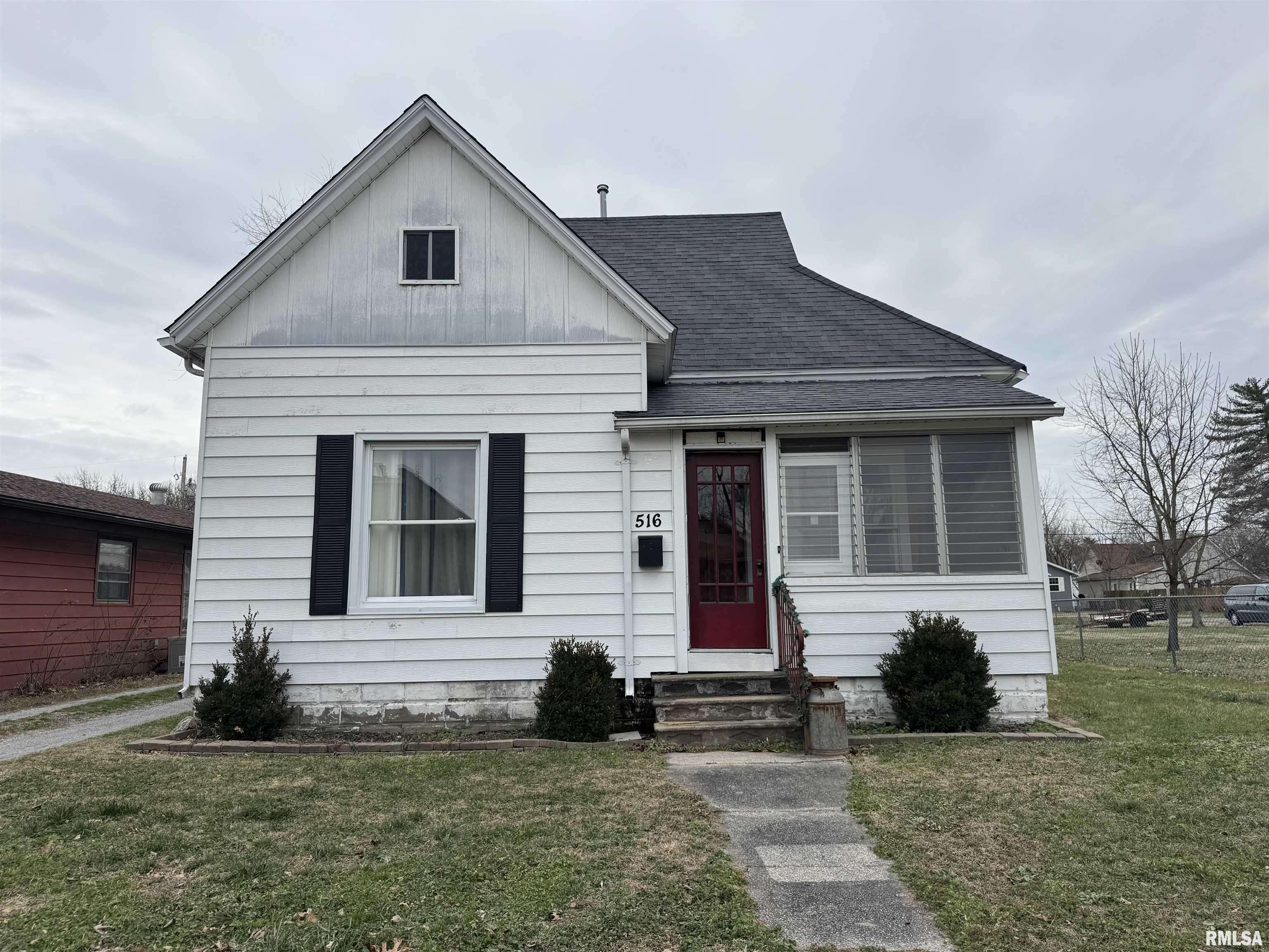 Herrin, IL 62948,516 N 14TH ST