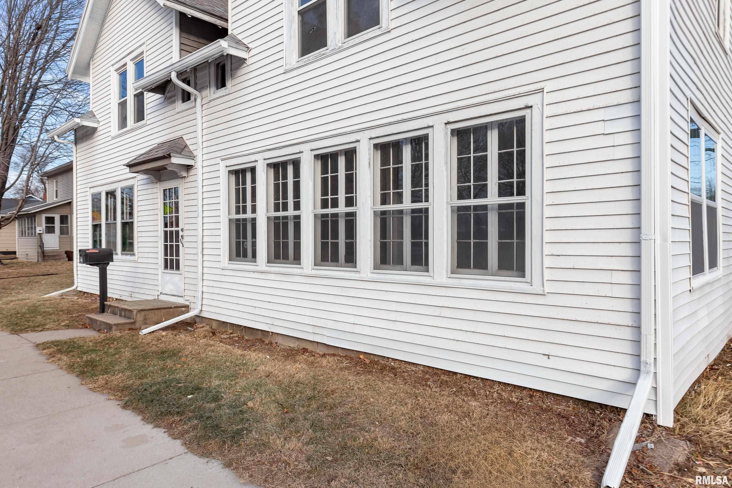 Rock Island, IL 61201,3159 9TH ST