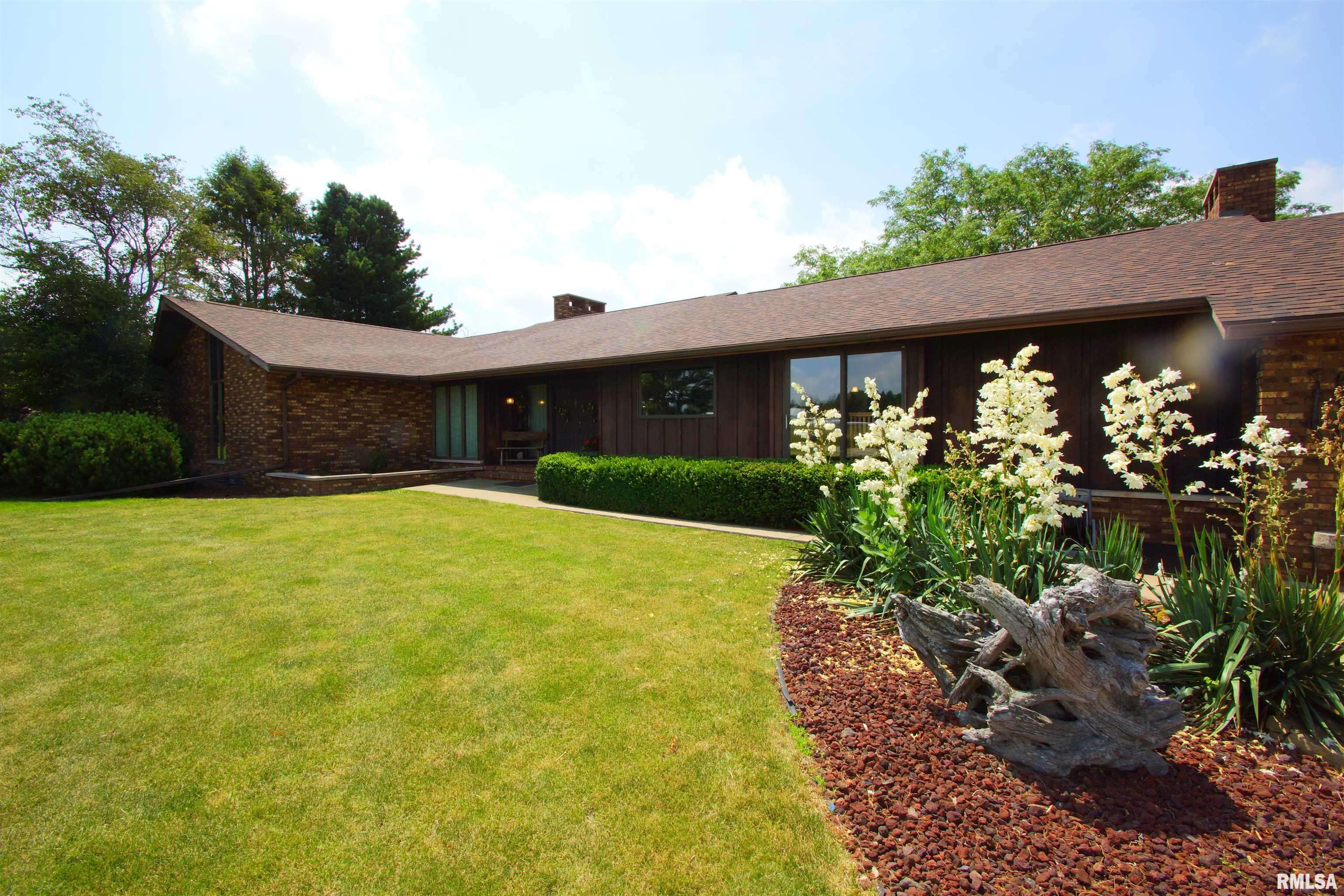 Cambridge, IL 61238,12165 N 850th AVE