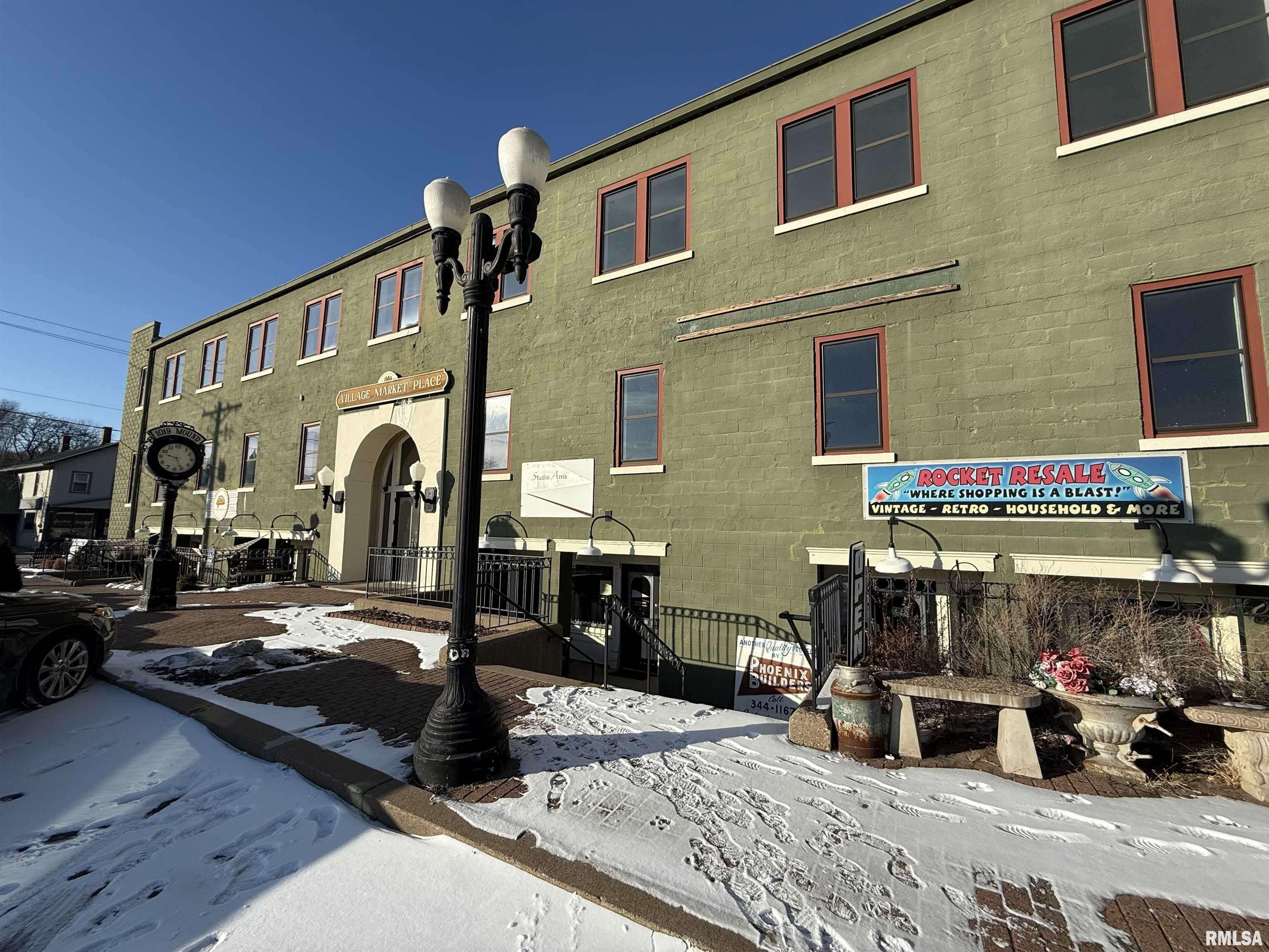Davenport, IA 52803,1019 MOUND ST #202