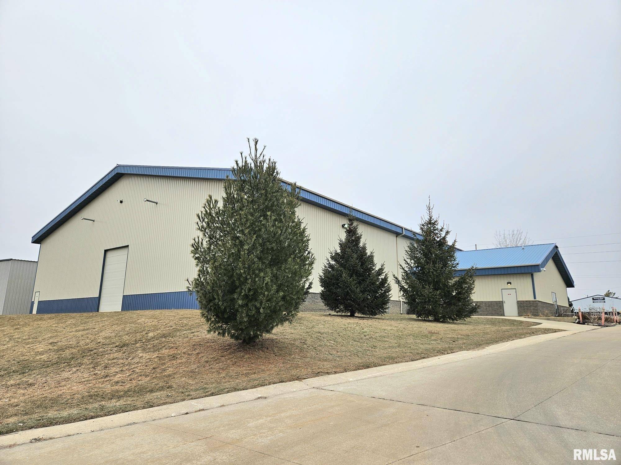 Tipton, IA 52772,42 SPRUCE ST