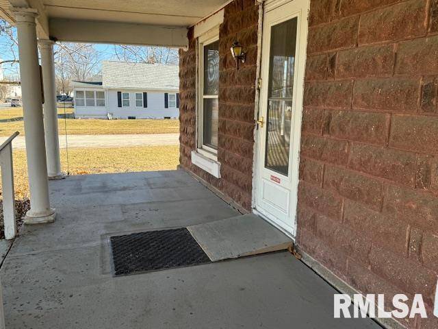 Rock Falls, IL 61071,414 E 9TH ST