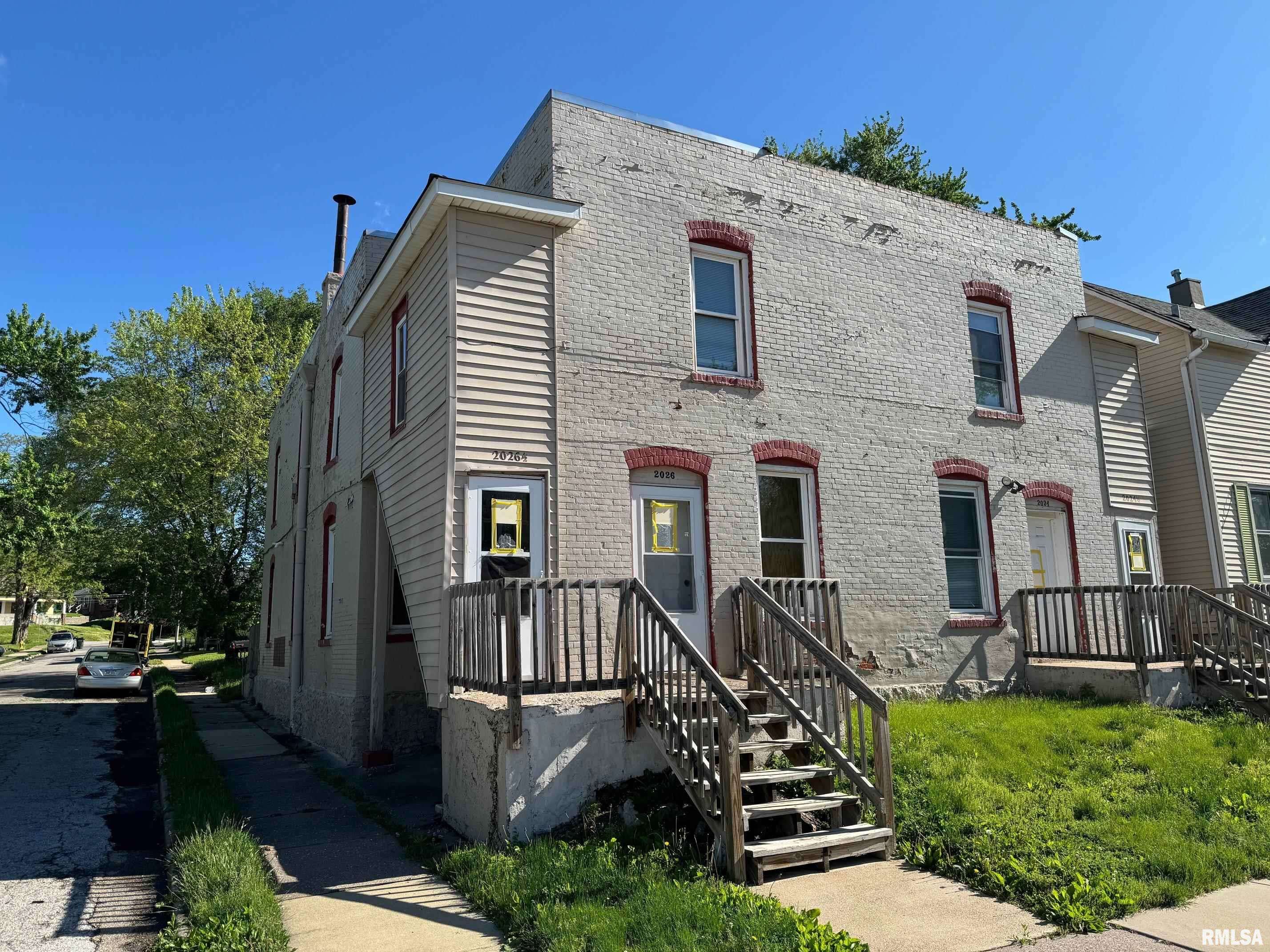 Davenport, IA 52802,2024 W 6TH ST