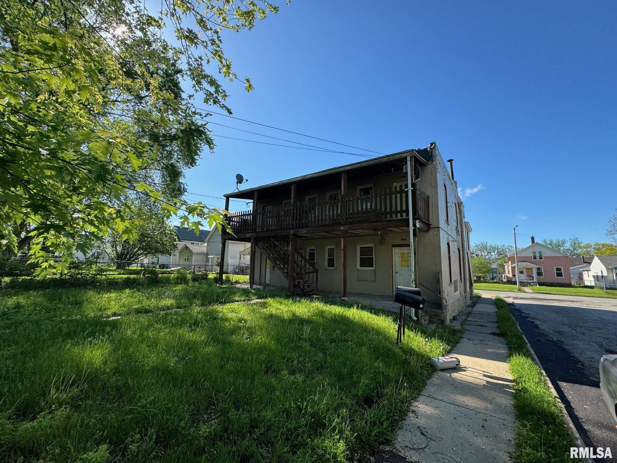 Davenport, IA 52802,2024 W 6TH ST