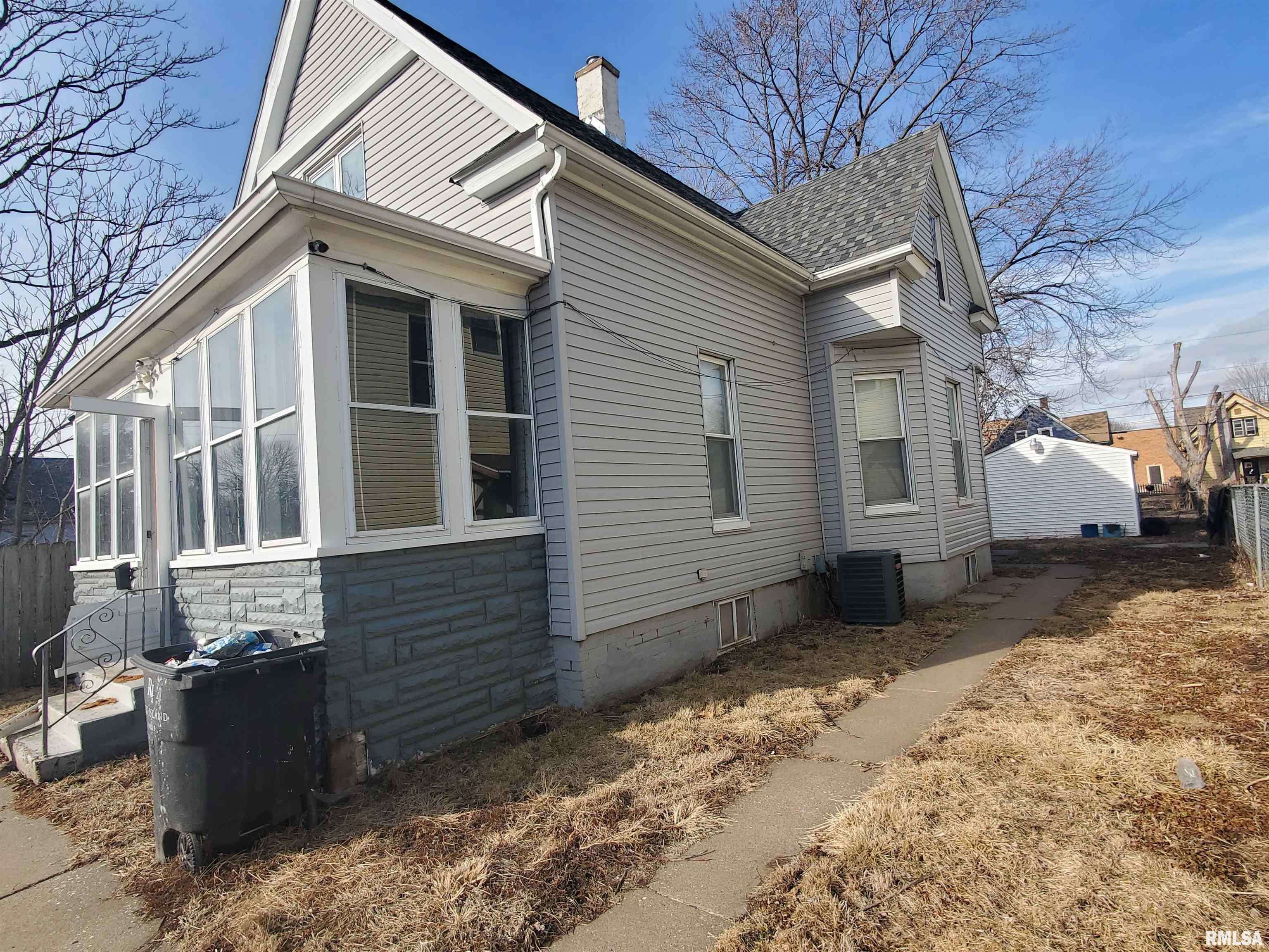 Rock Island, IL 61201,619 13TH AVE