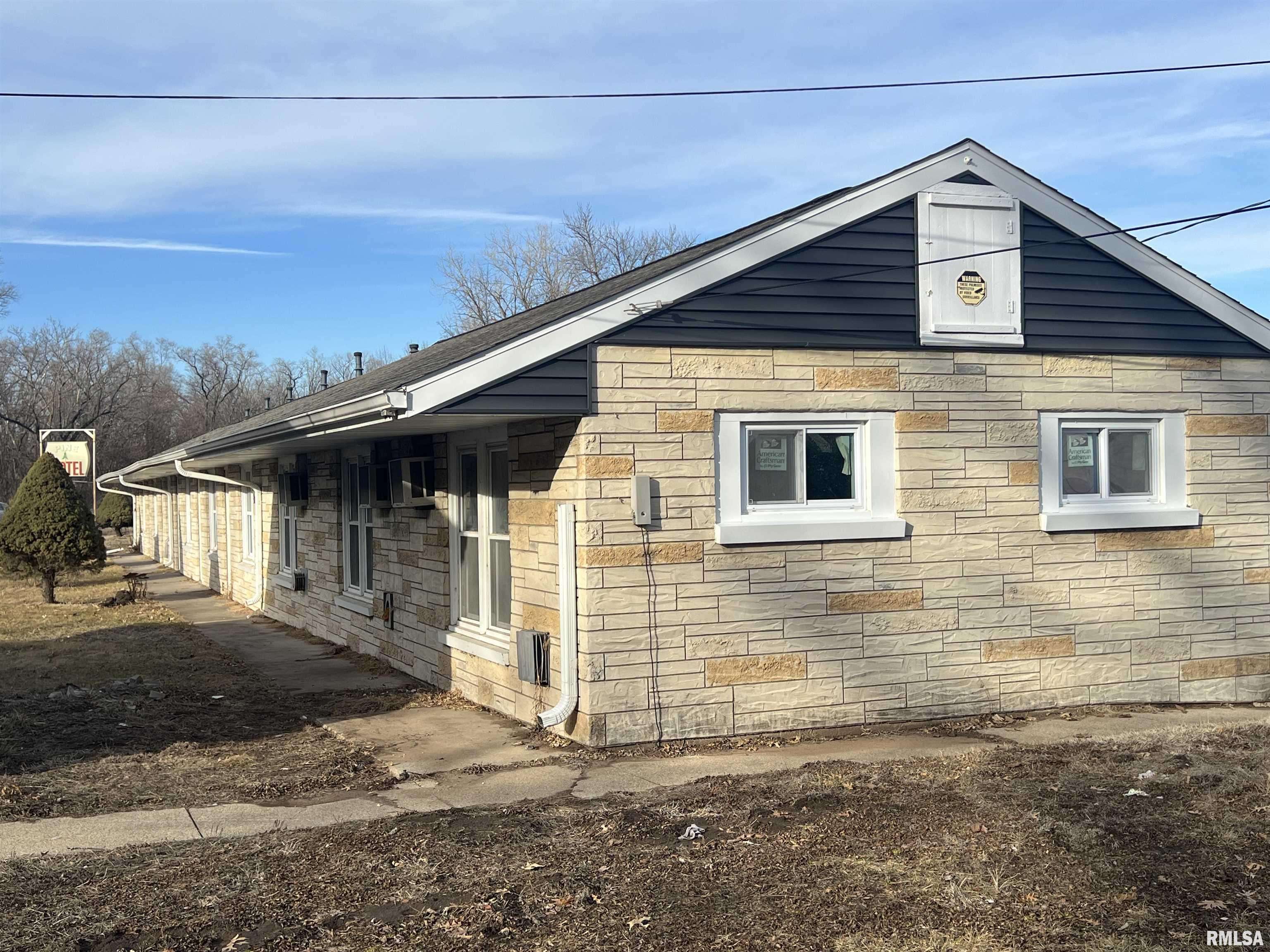 Fulton, IL 61252,19051 13TH ST