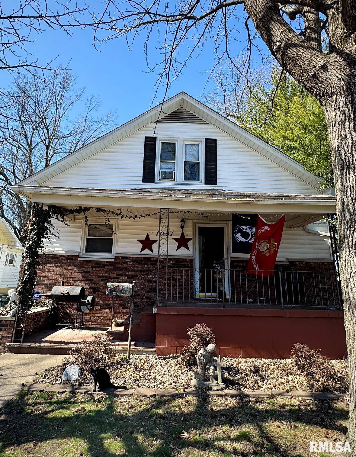 Herrin, IL 62948,1001 S 14TH ST