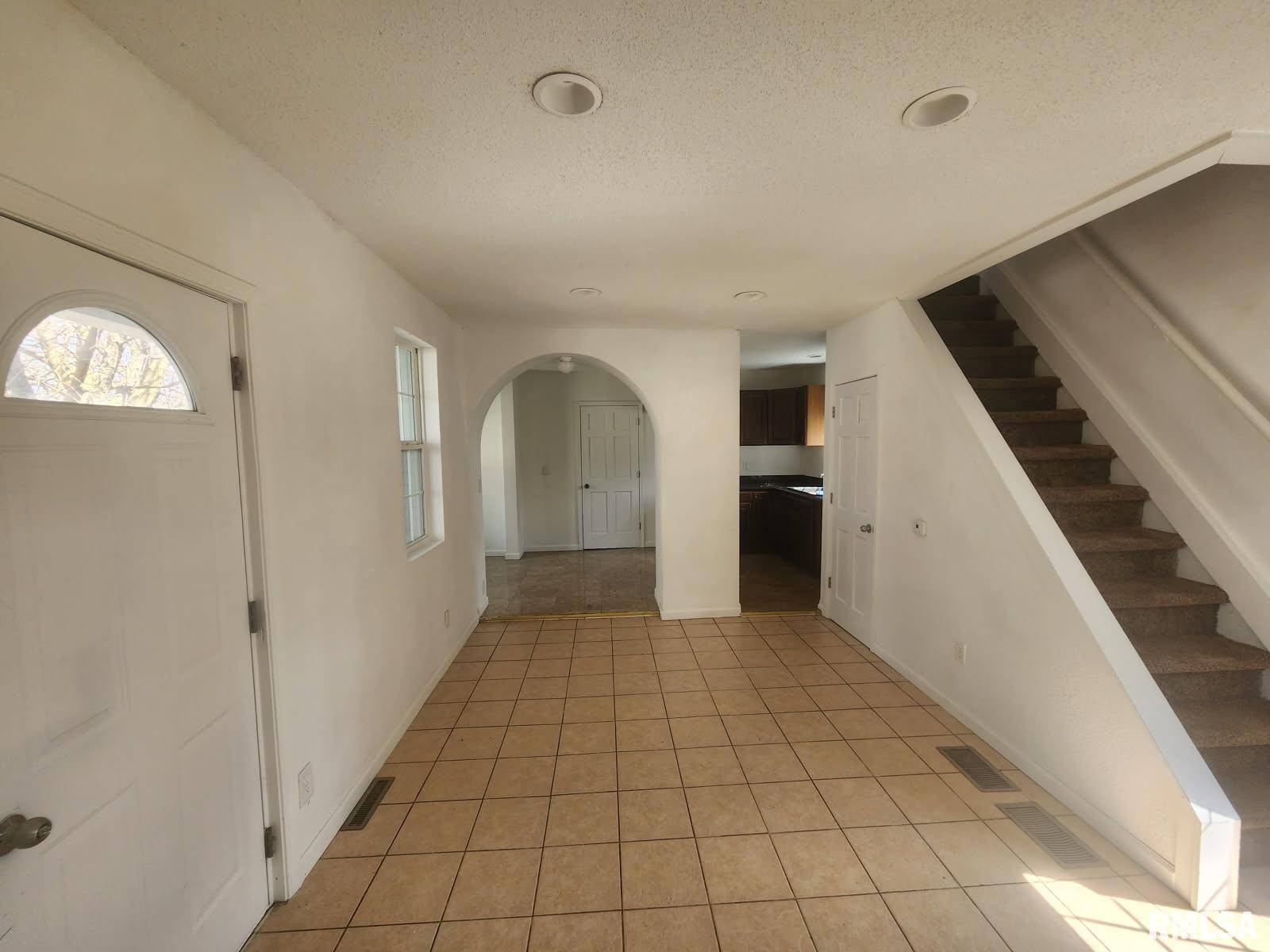 Kewanee, IL 61443,218 ROSS ST