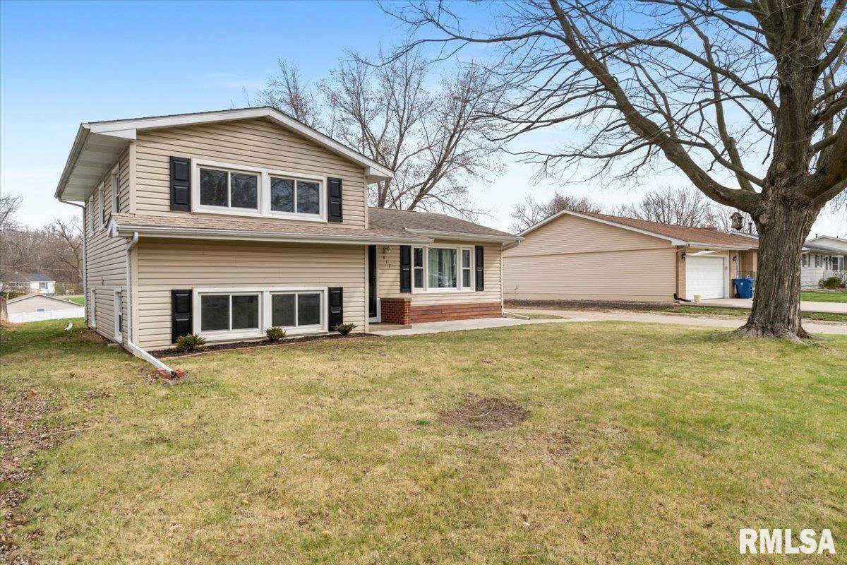 Silvis, IL 61282-1477,817 8TH AVE