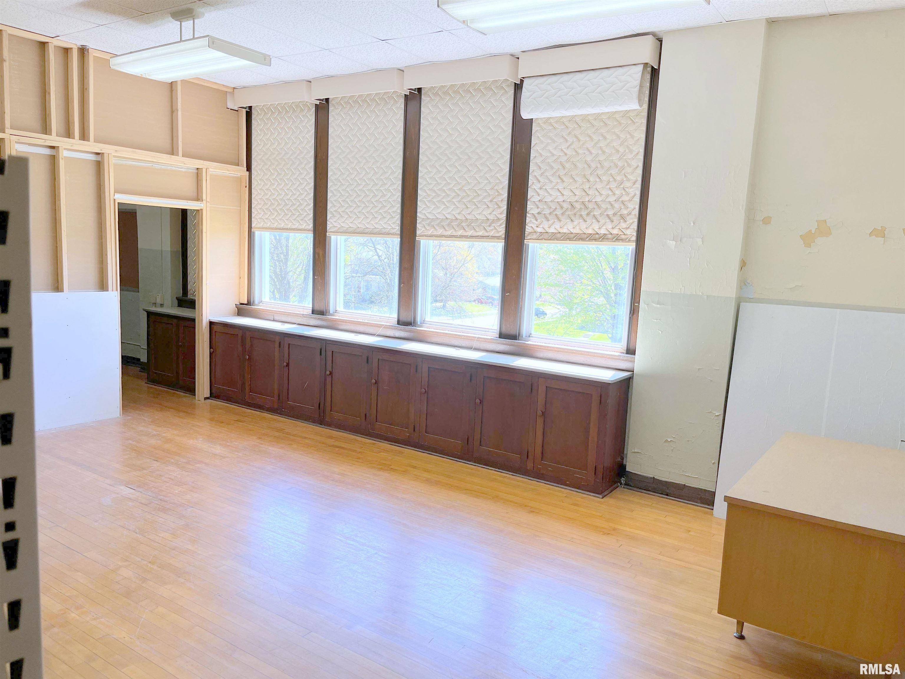 Davenport, IA 52804,1730 WILKES AVE #32