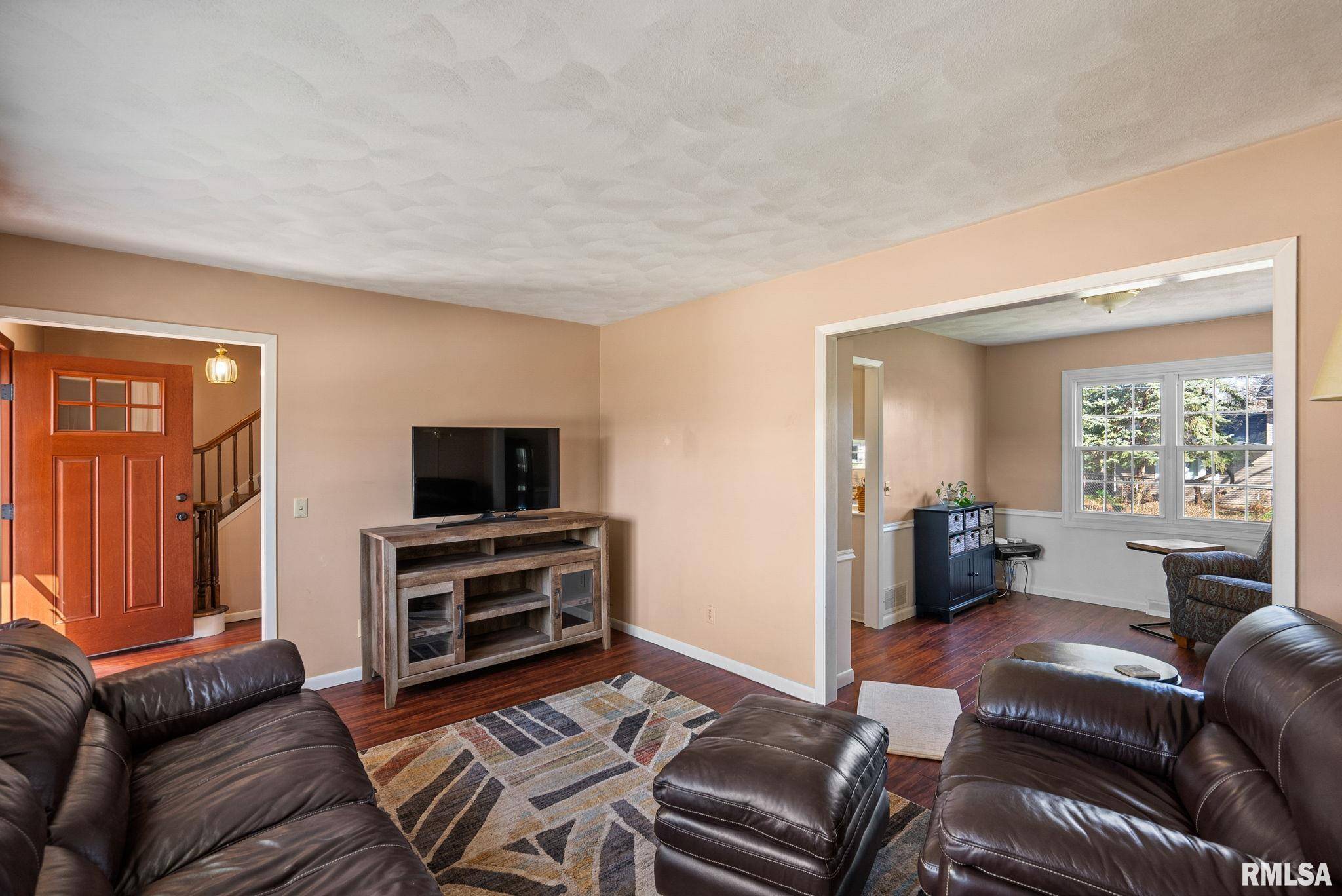 Davenport, IA 52806,1320 W 41ST ST