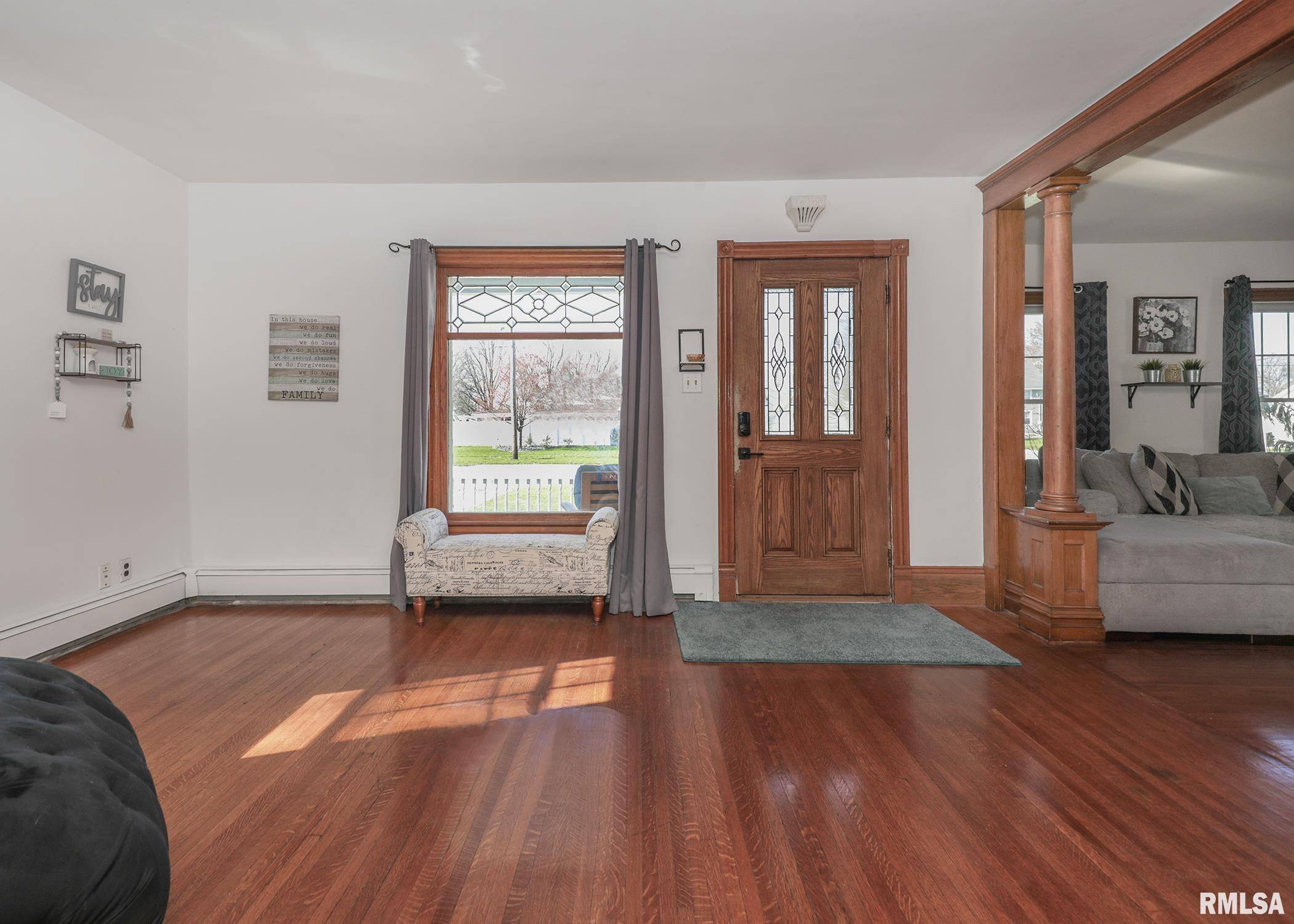 Geneseo, IL 61254,228 E MAIN ST