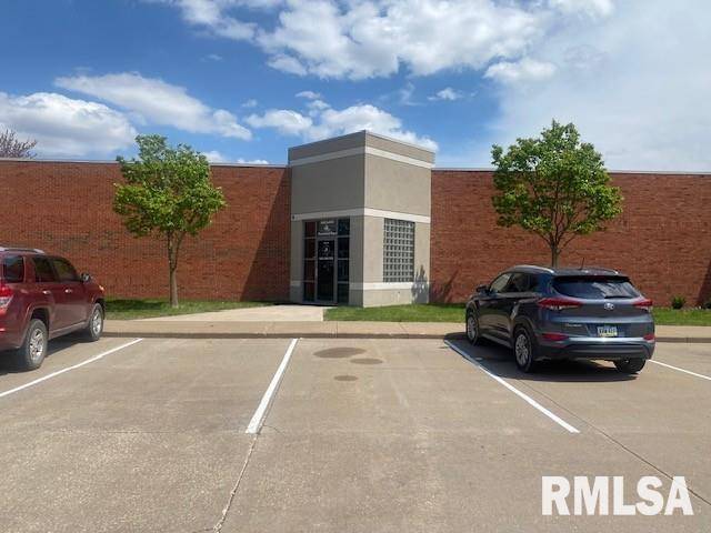 Davenport, IA 52807,1820 E 54TH ST #8