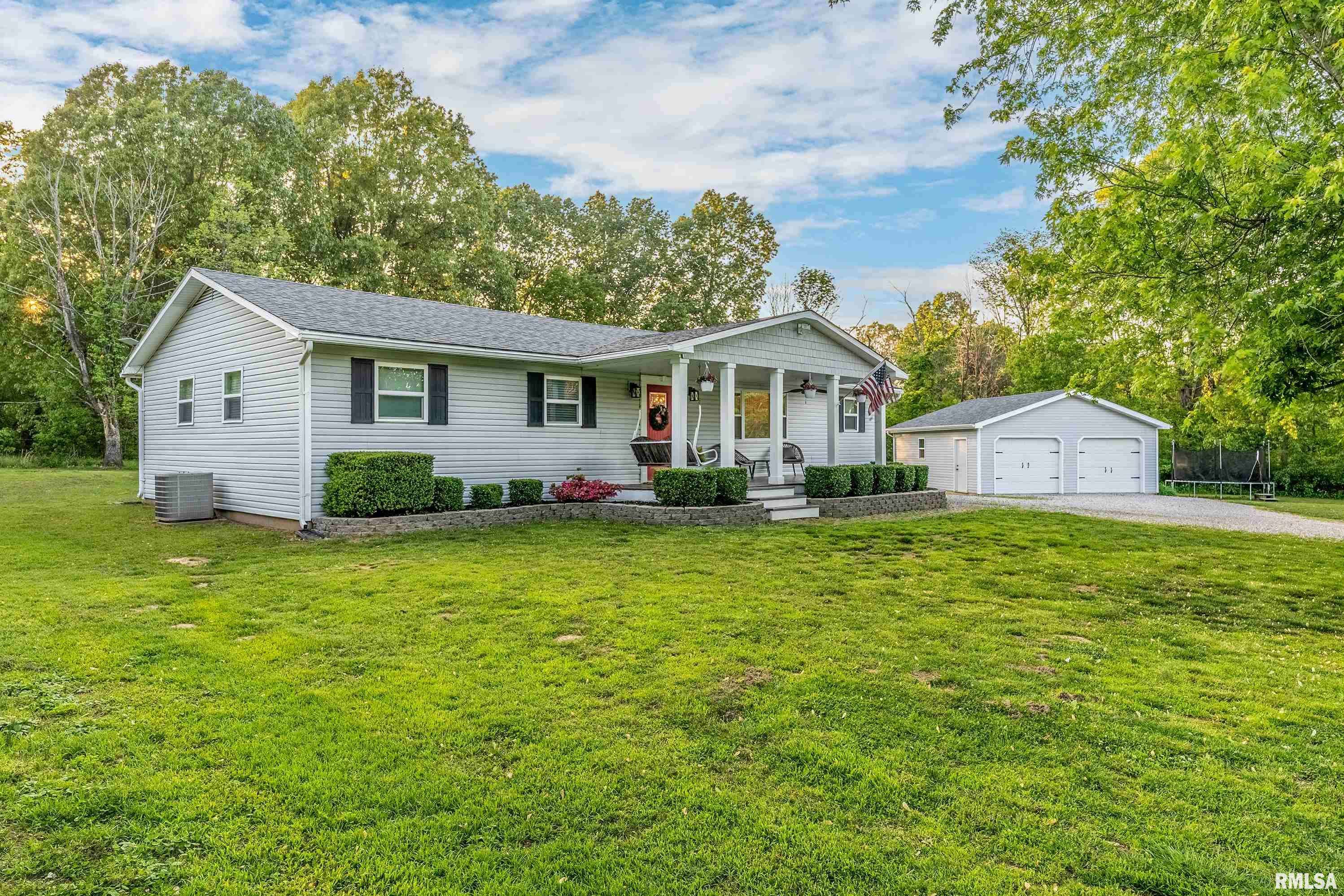 Stonefort, IL 62987,60 PALESTINE RD