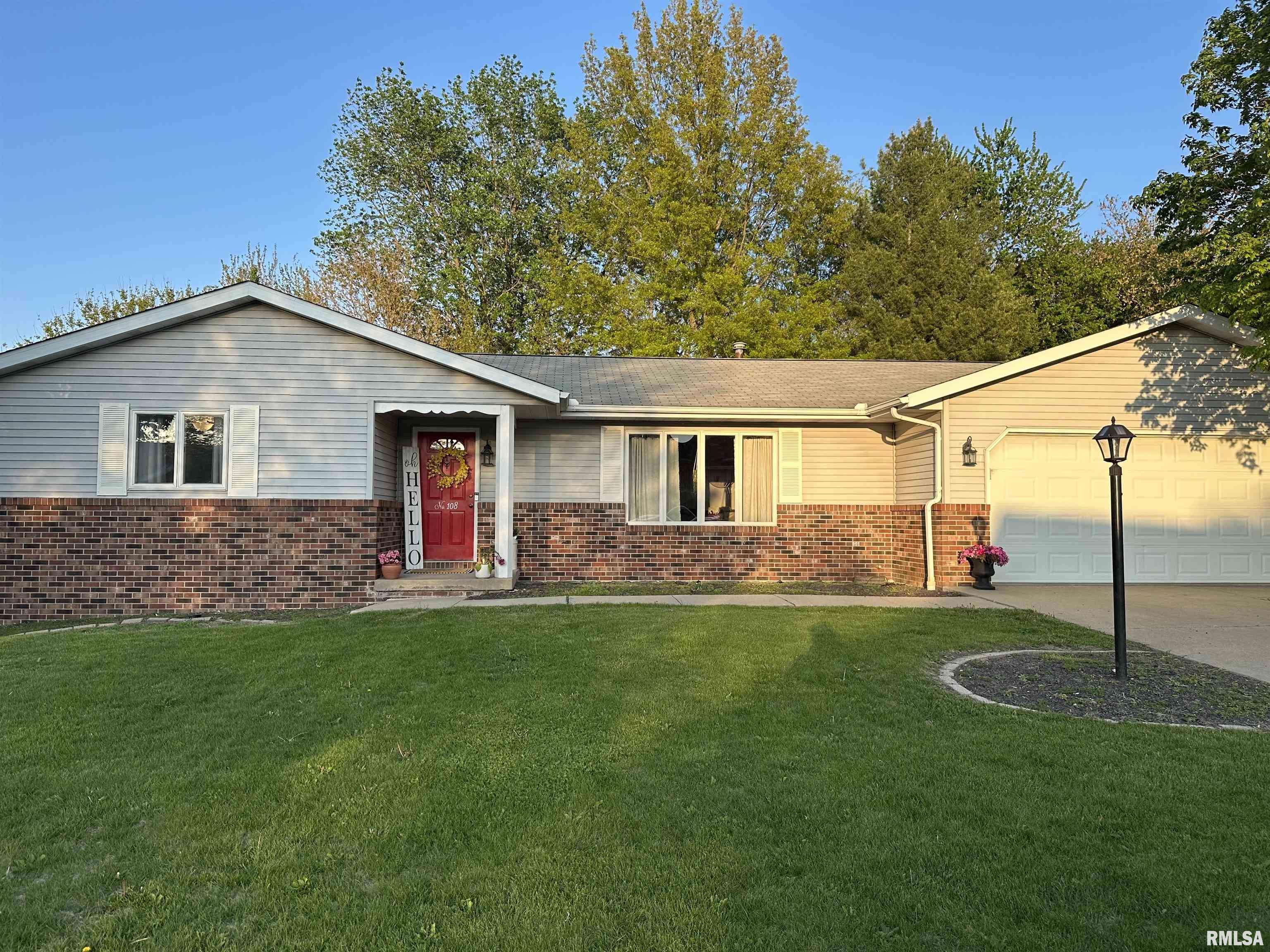 Princeville, IL 61559,108 N OSTROM AVE