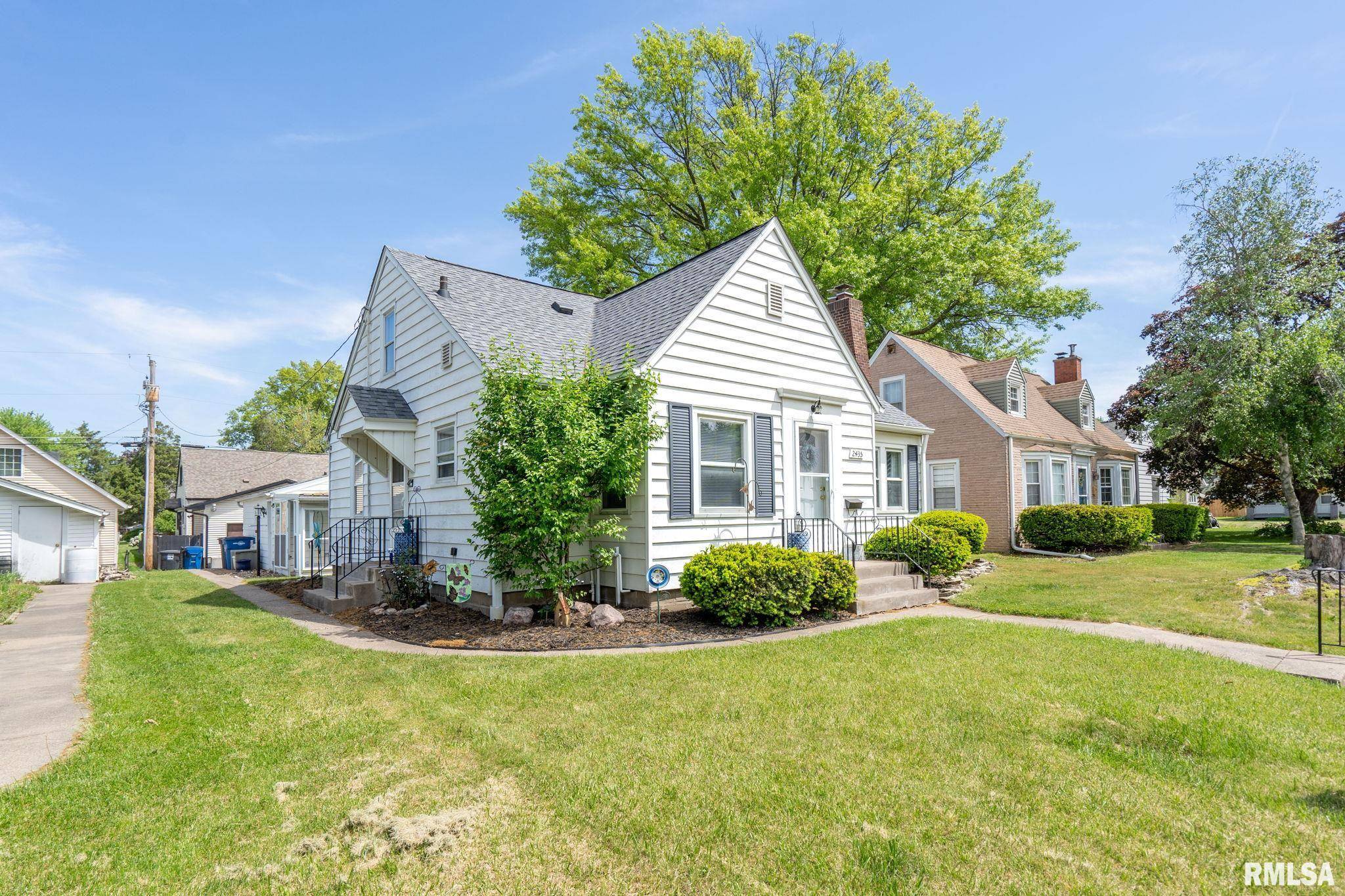 Moline, IL 61265,2435 23RD Avenue B