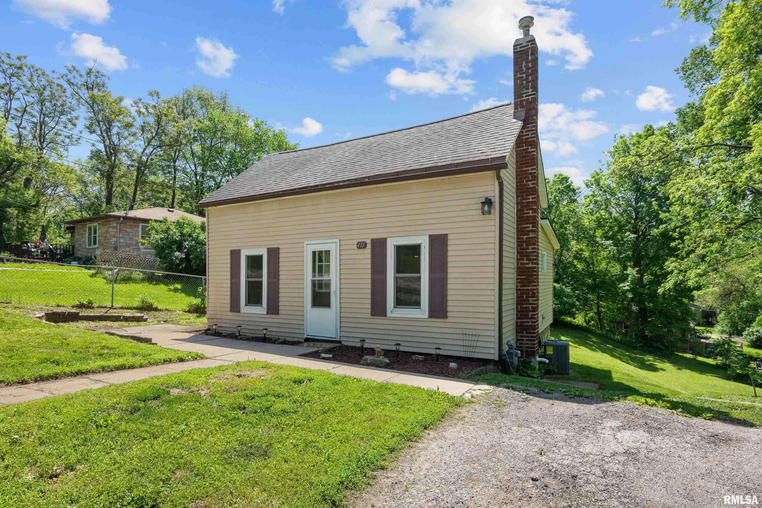 Port Byron, IL 61275,411 CHERRY ST