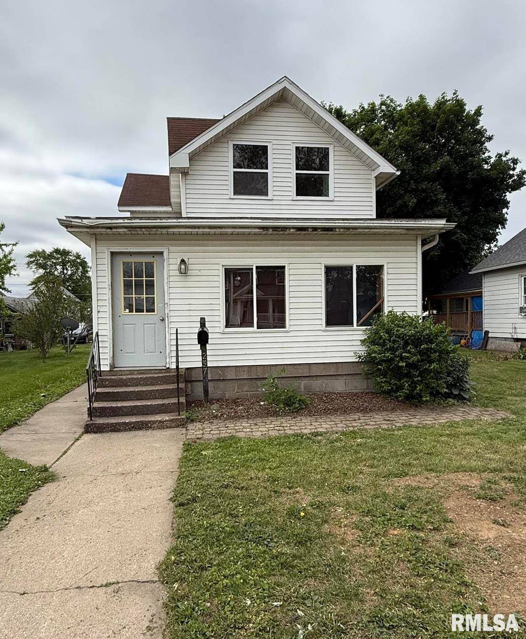 Clinton, IA 52732,237 1ST AVE