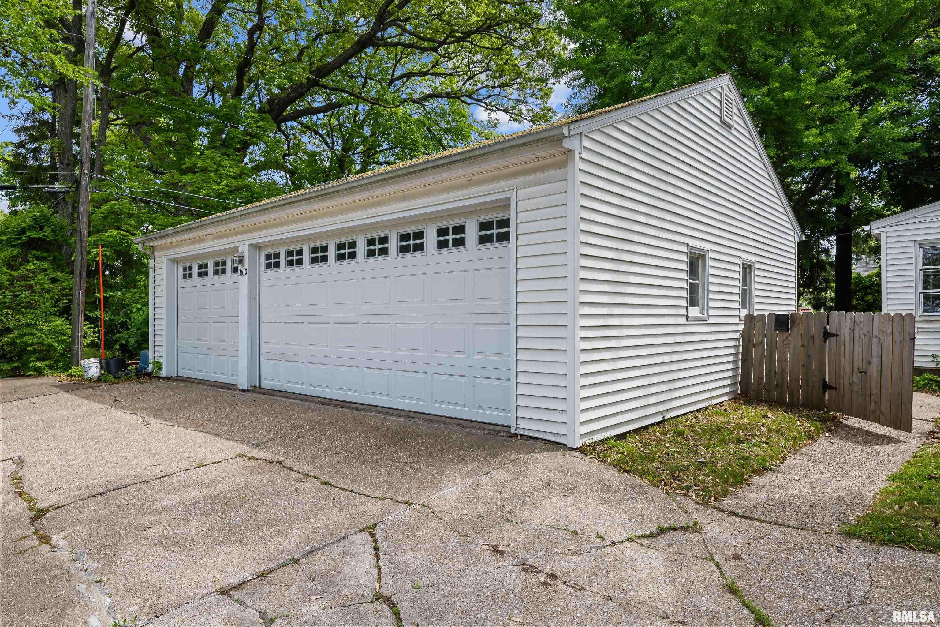 Moline, IL 61265,3610 12TH AVE
