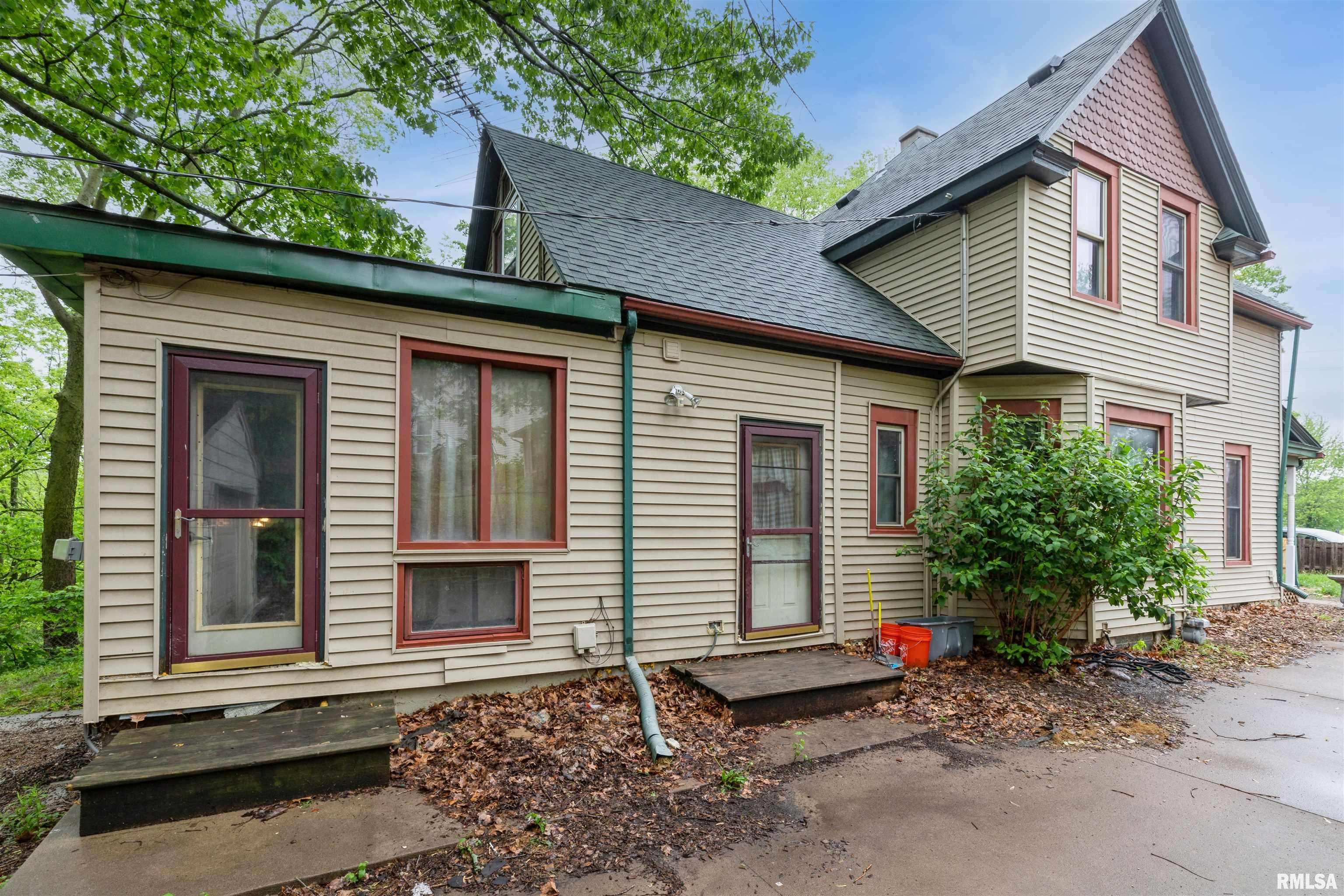 Davenport, IA 52804,1131 W 10TH ST