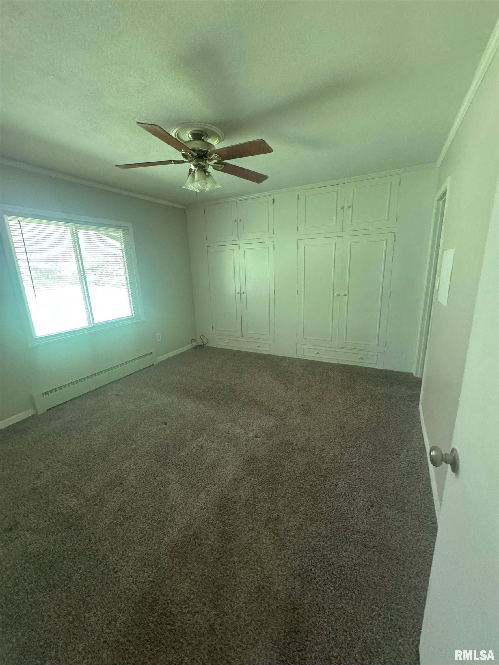 Clinton, IA 52732,1510 LAZY LN