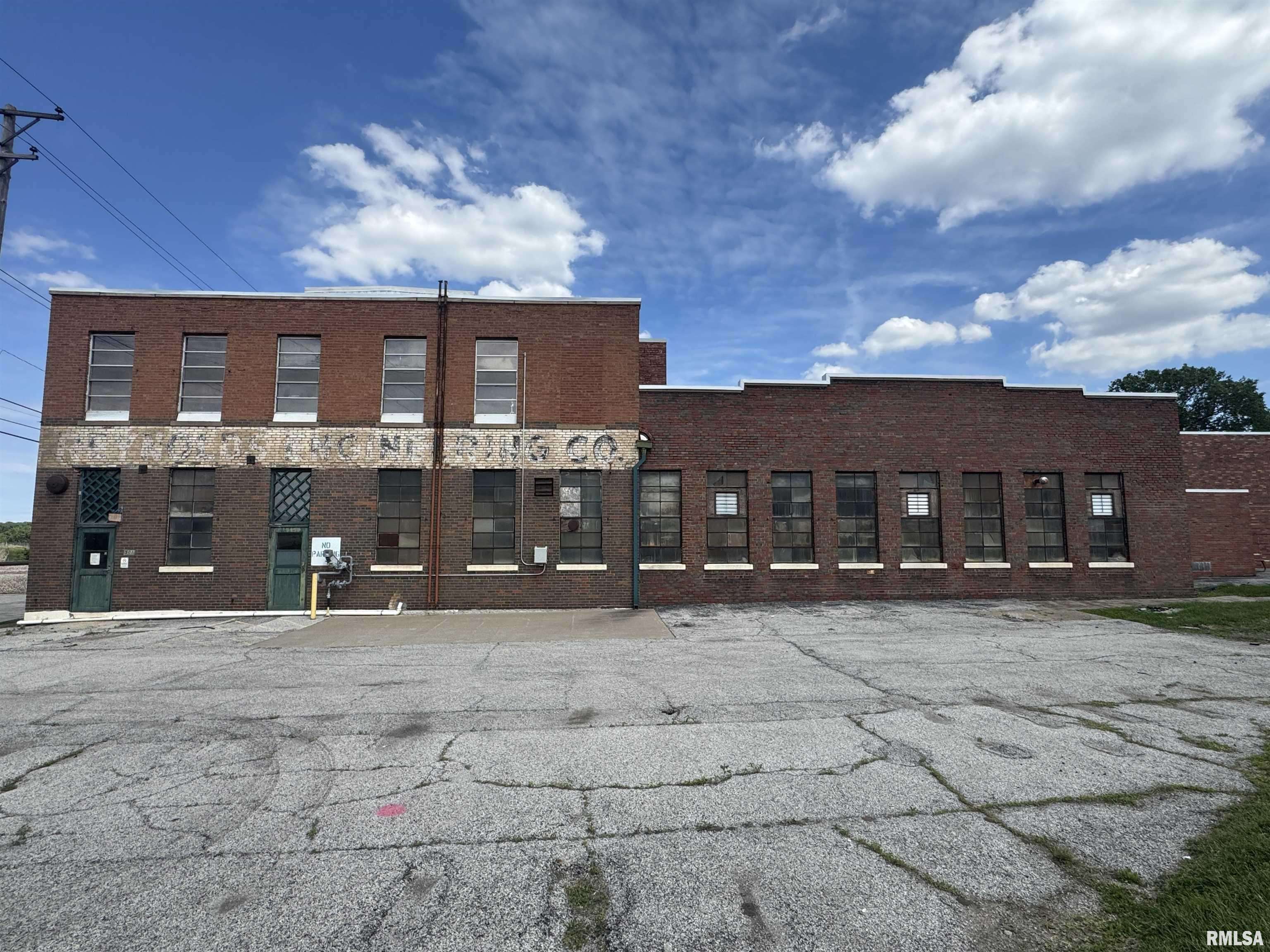Rock Island, IL 61201,508 39TH ST