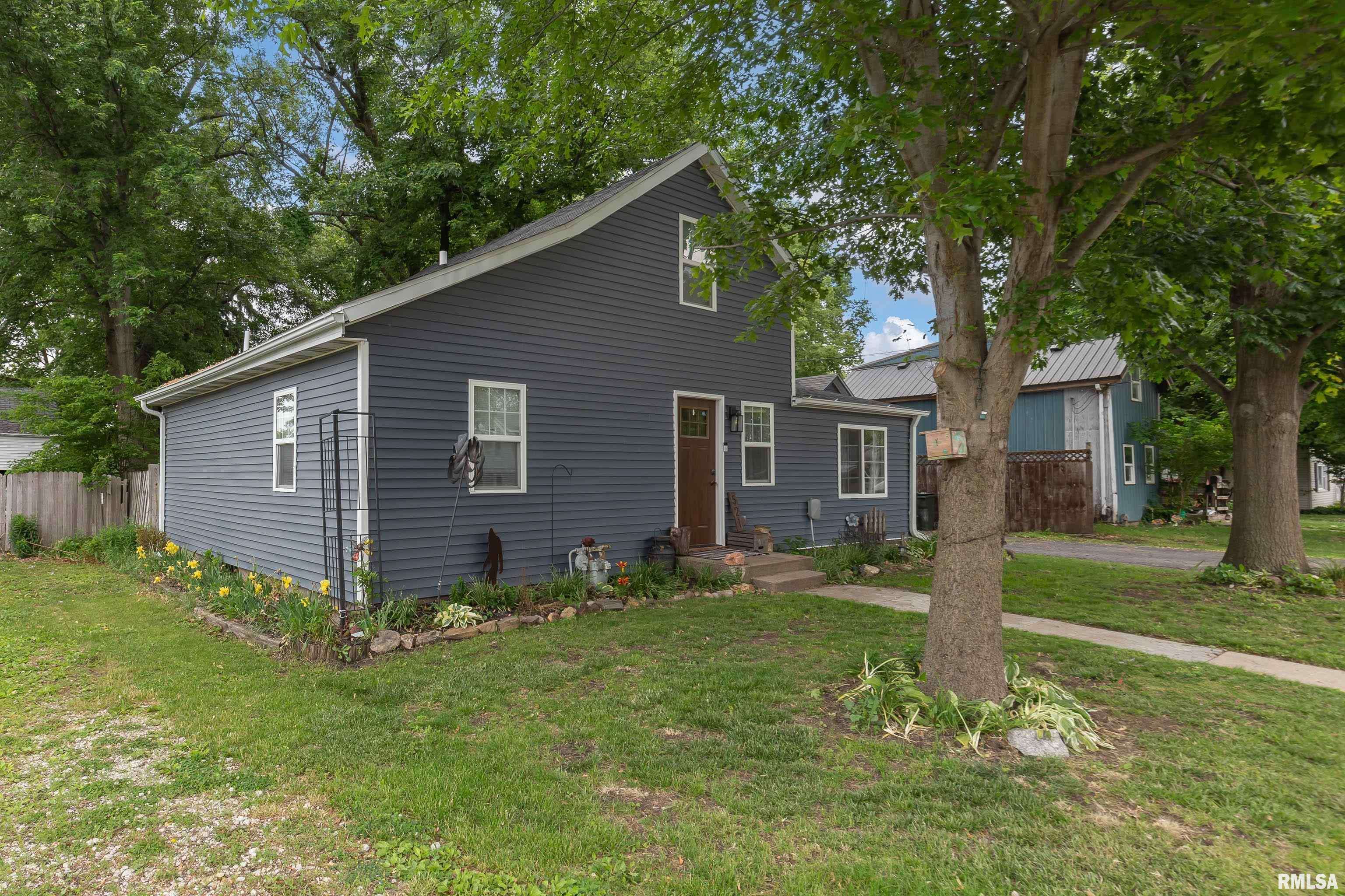 Geneseo, IL 61254,521 E PARK ST