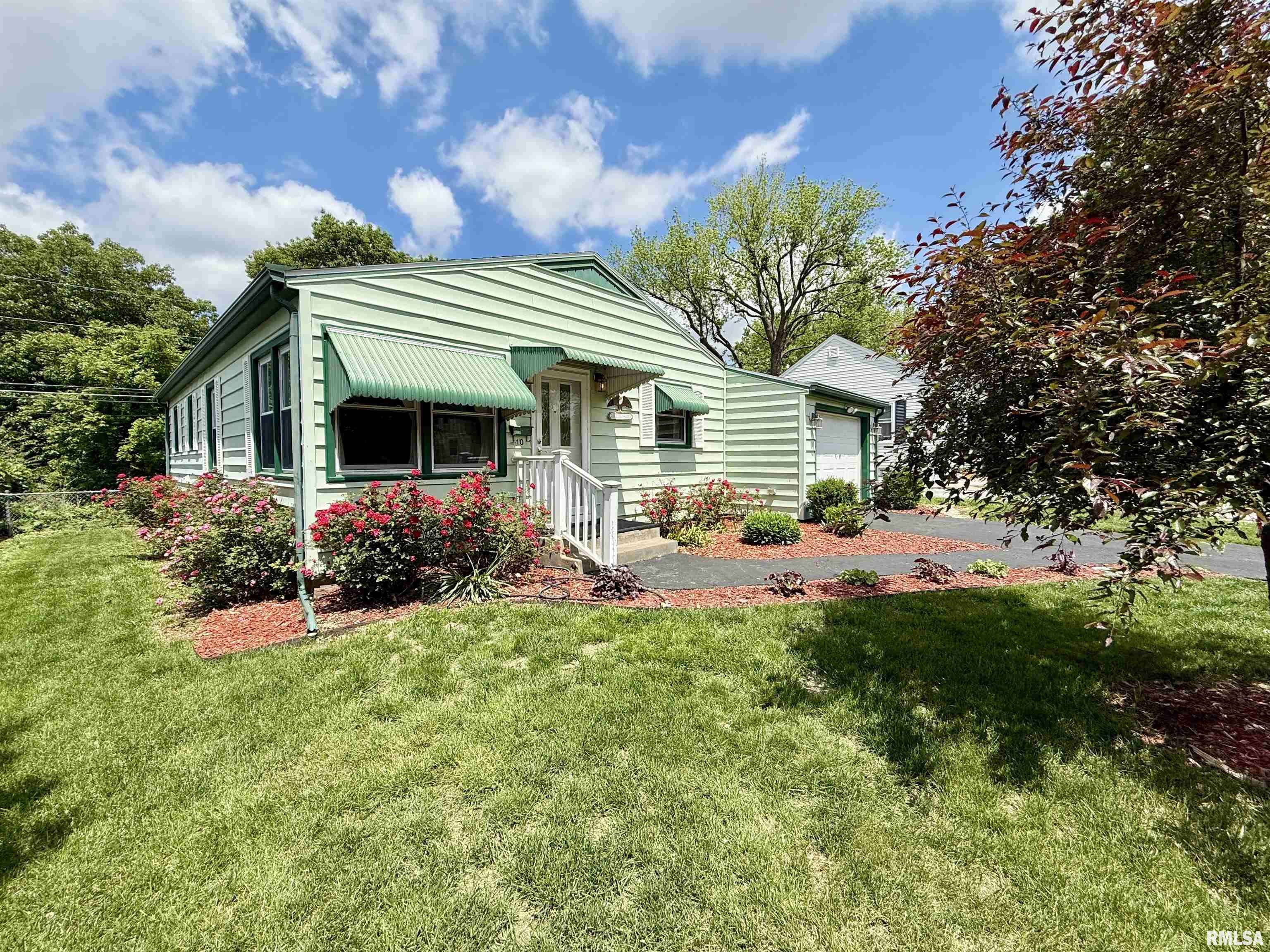 Rock Island, IL 61201,10 BLACKHAWK HILLS CT