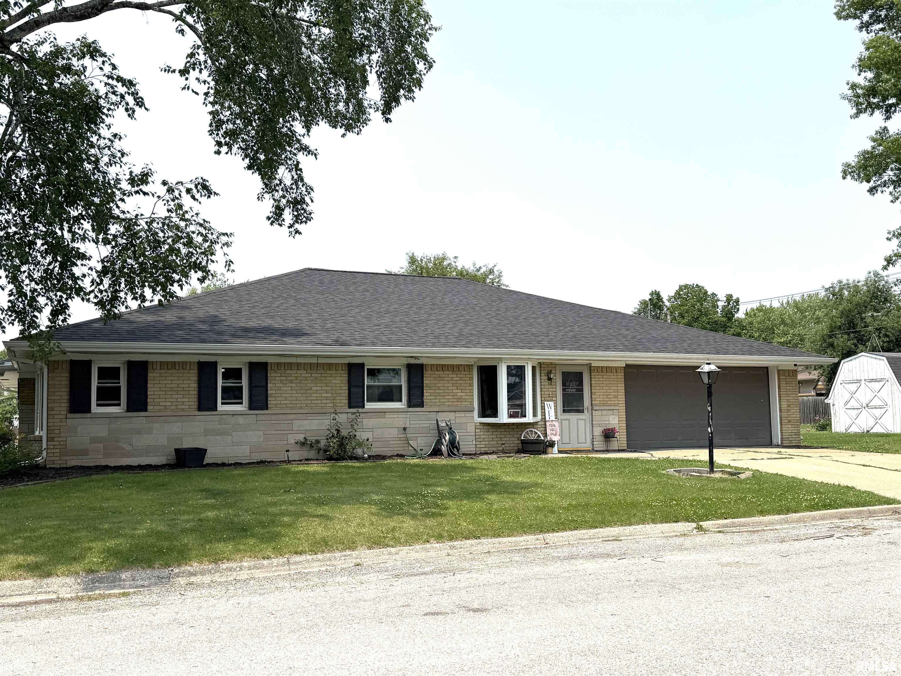 Durant, IA 52747,1110 7TH ST