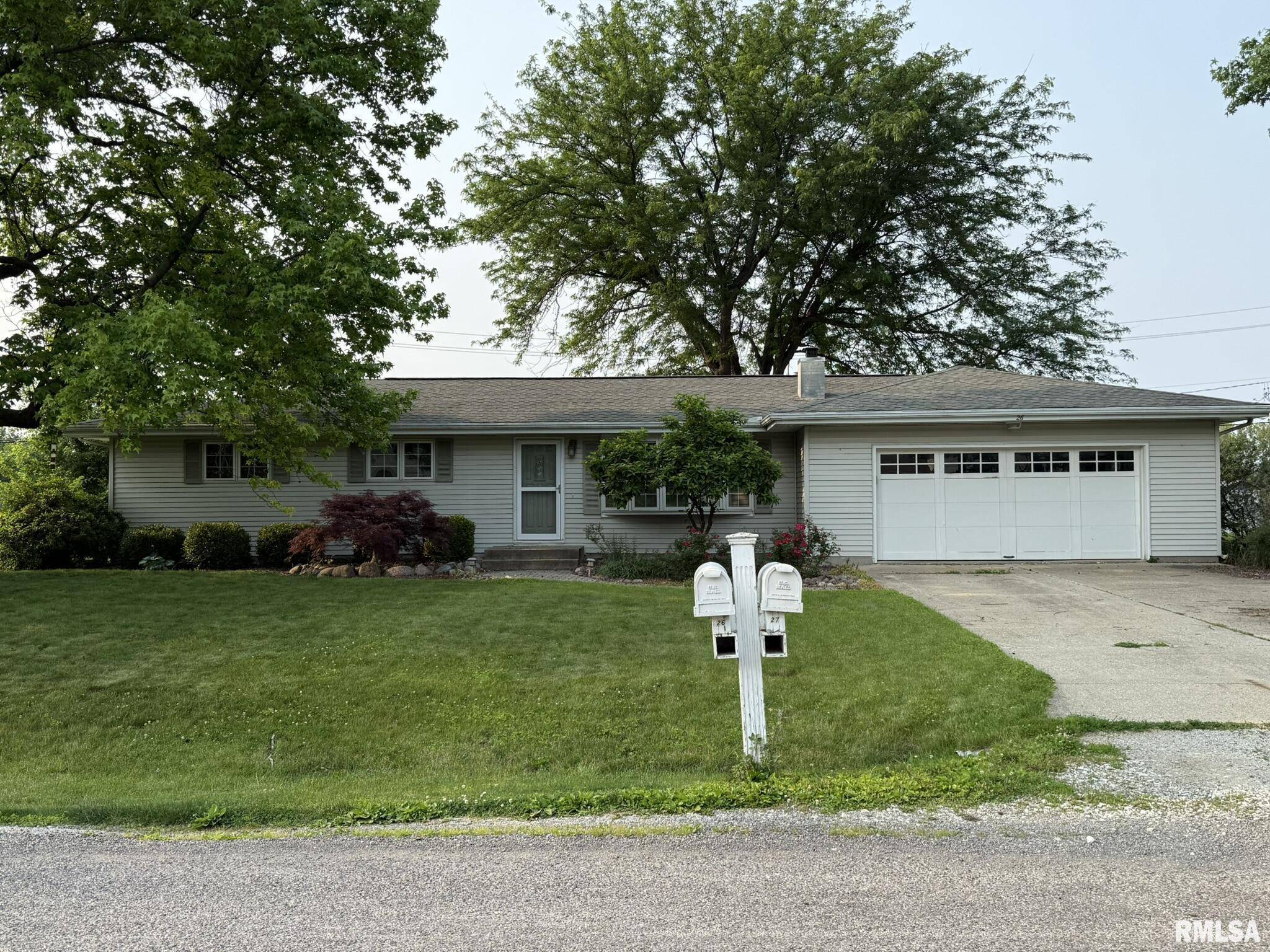 Springfield, IL 62712,26 Twilight LN