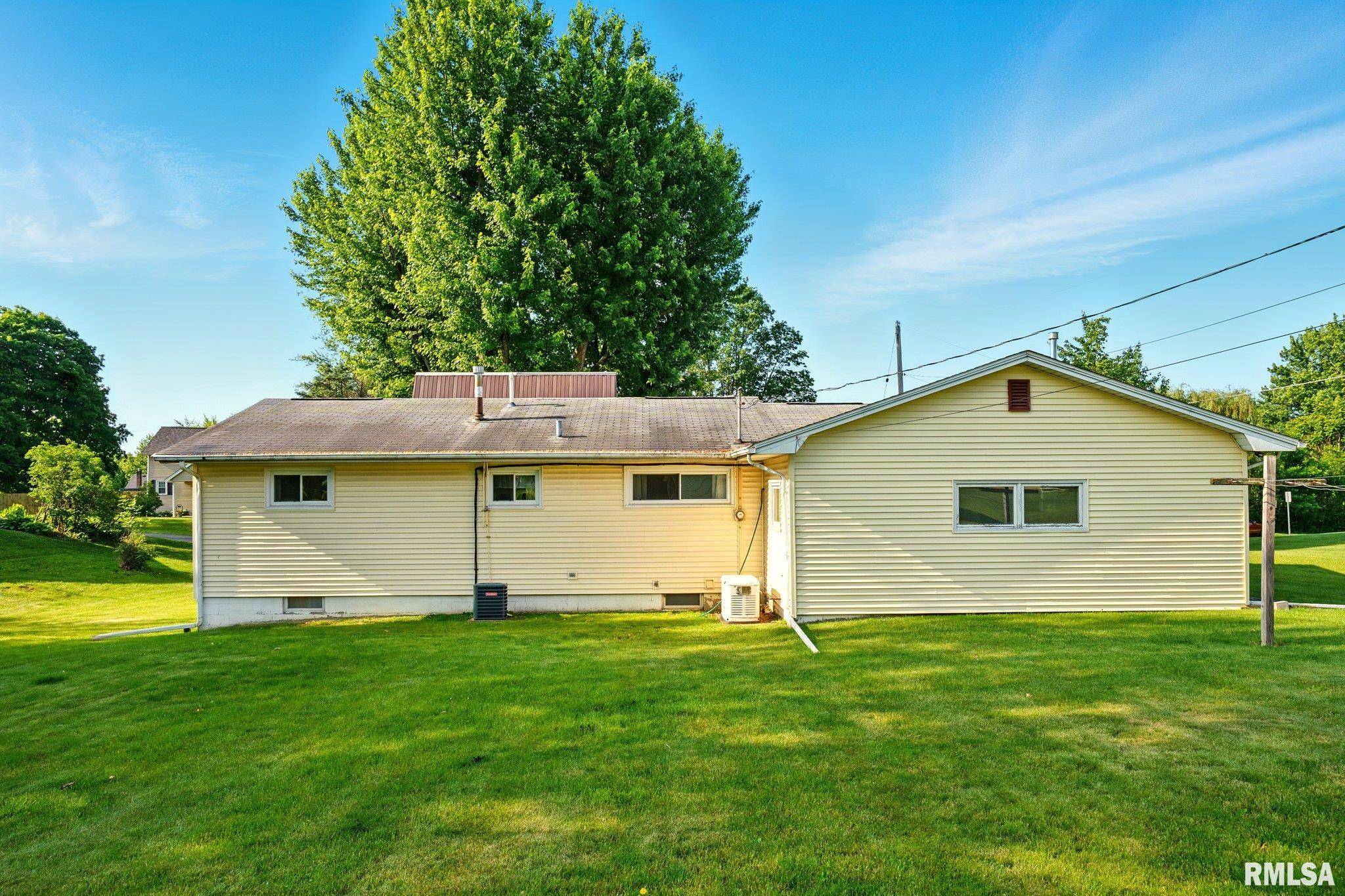 Matherville, IL 61263,206 4TH ST