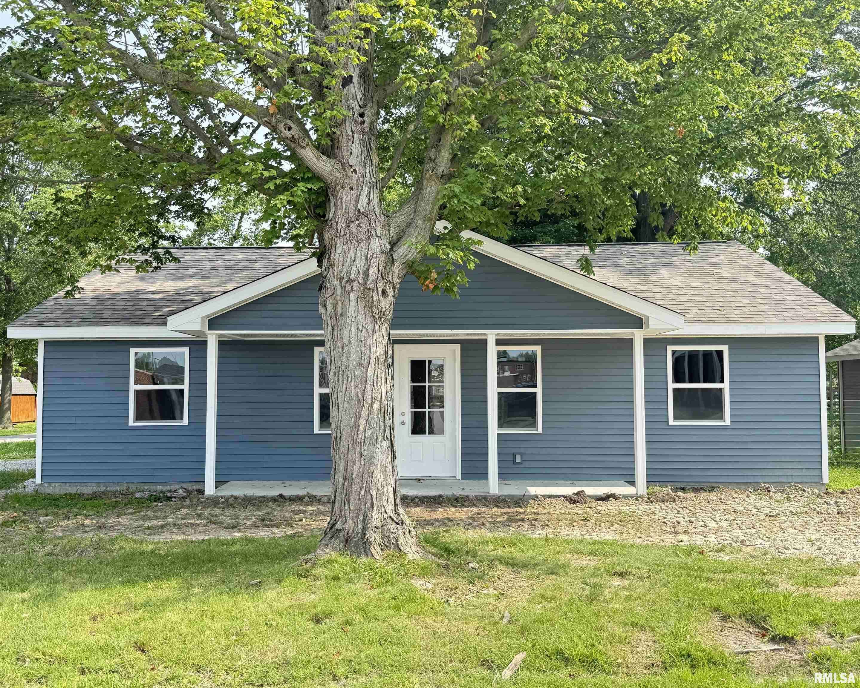 Marion, IL 62959,1609 W CHESTNUT ST