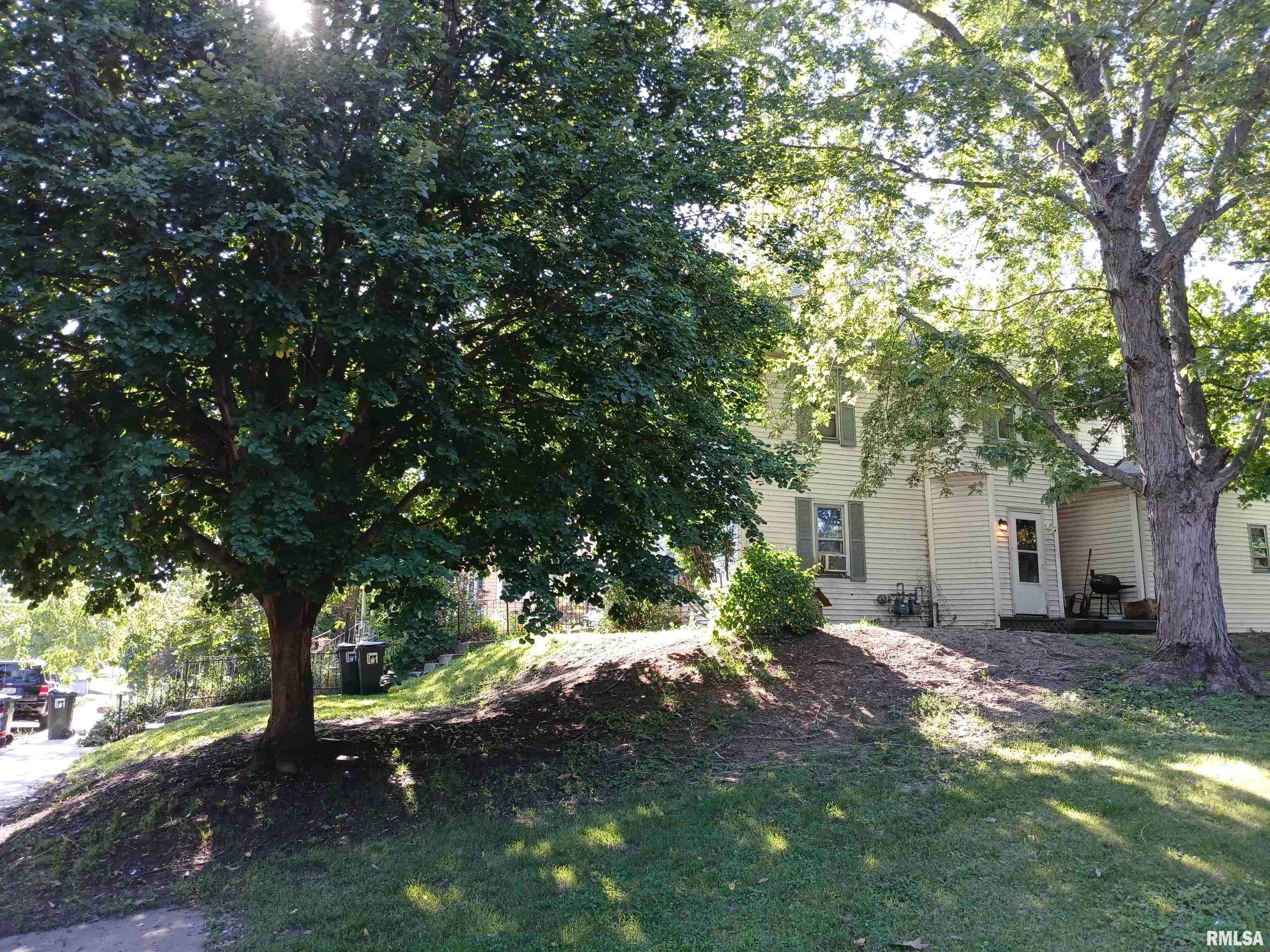 Davenport, IA 52803,413 E 7TH ST
