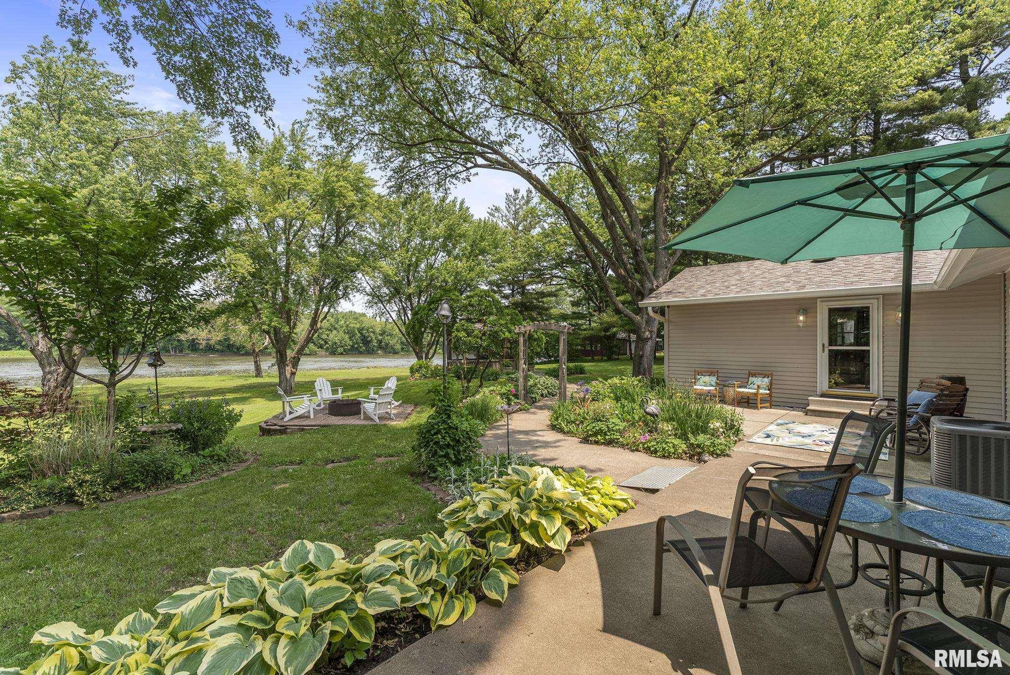 Geneseo, IL 61254,11 SHADY LN