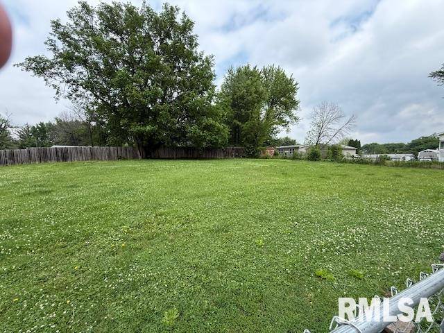 Davenport, IA 52804,11669 108TH AVE