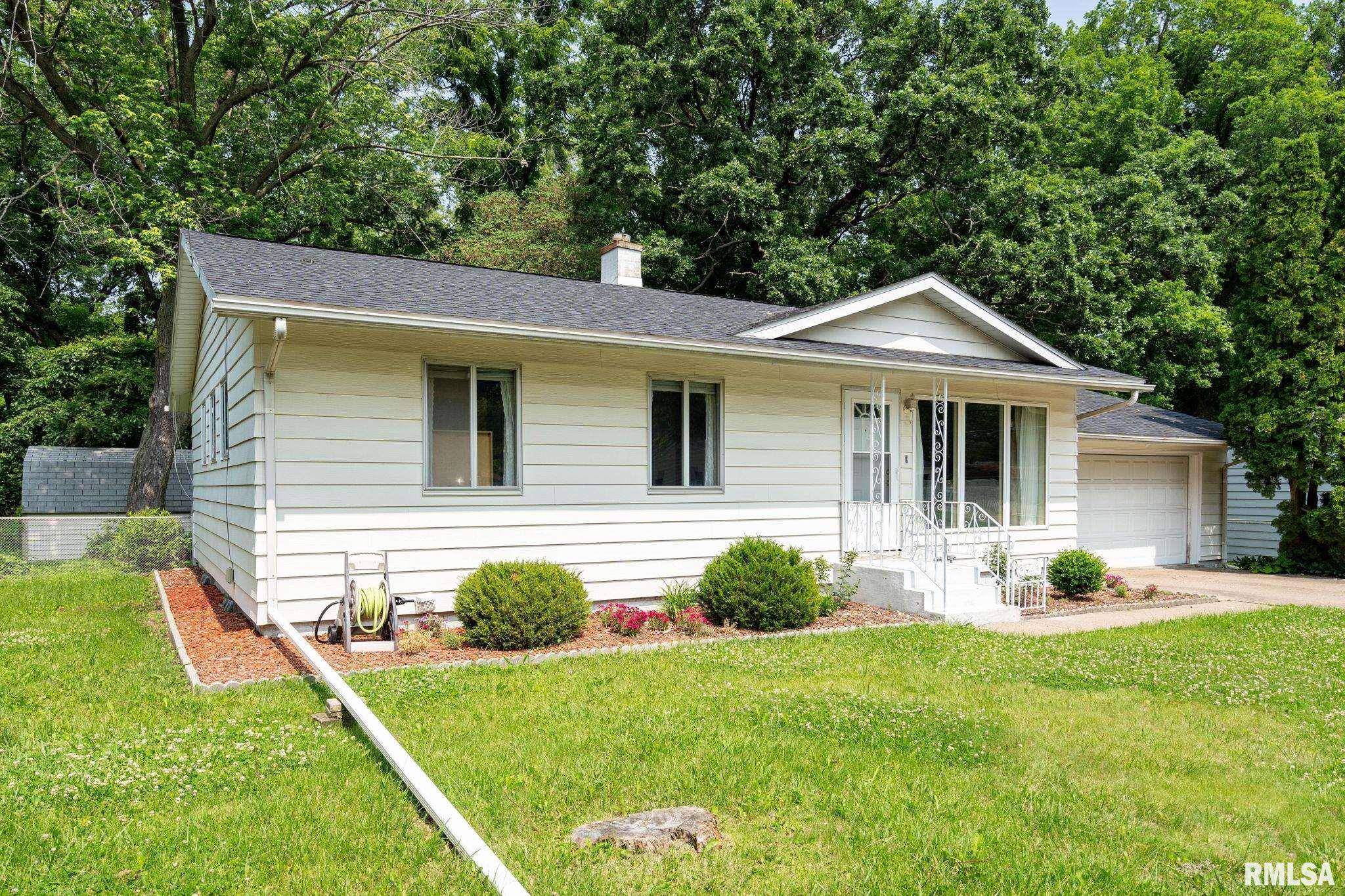 East Moline, IL 61244-4502,3643 9TH ST