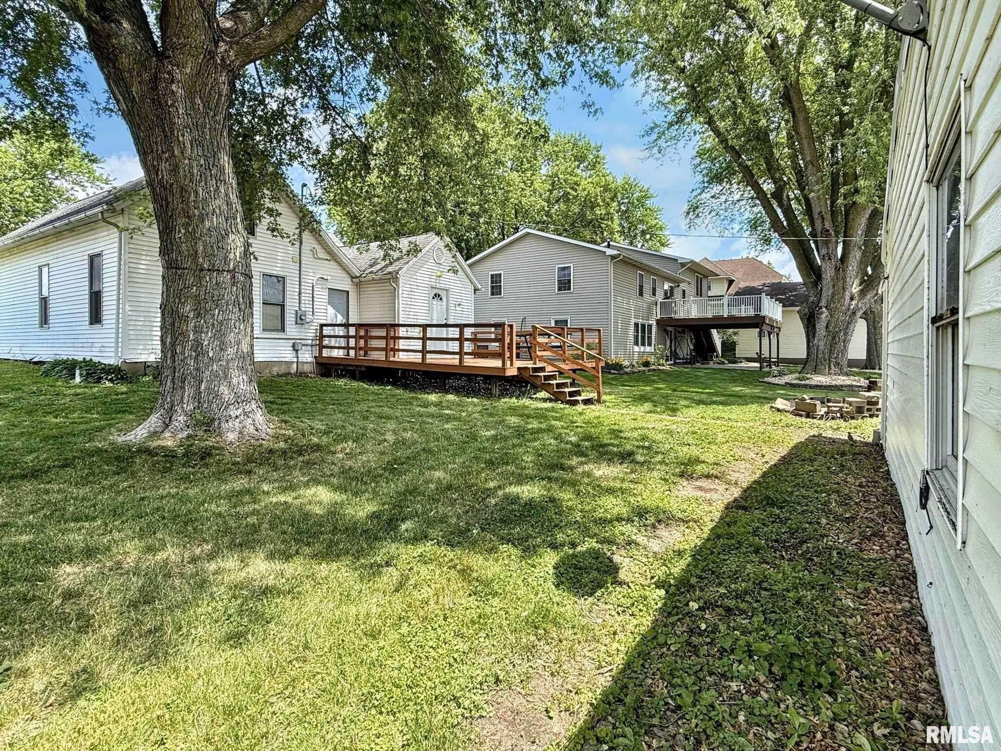Grand Mound, IA 52751,511 FULTON ST