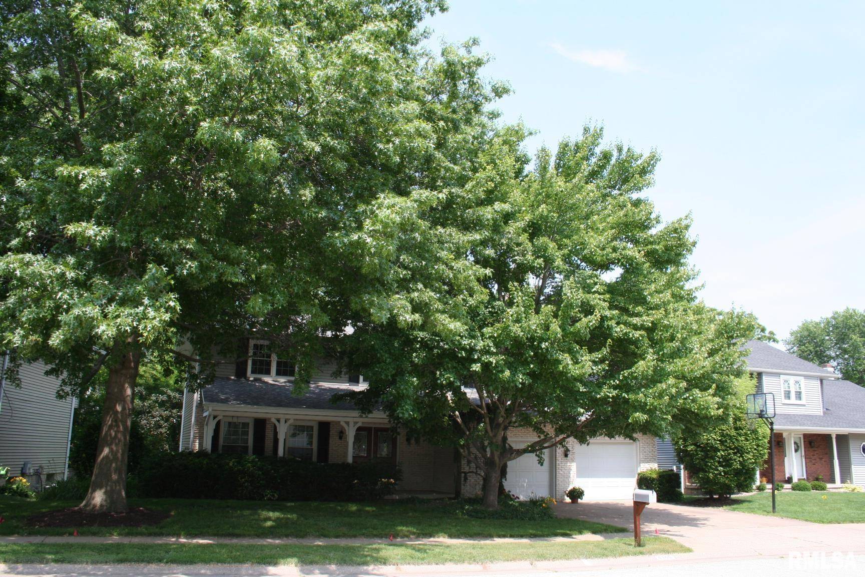 Bettendorf, IA 52722,4145 ASPEN HILLS DR