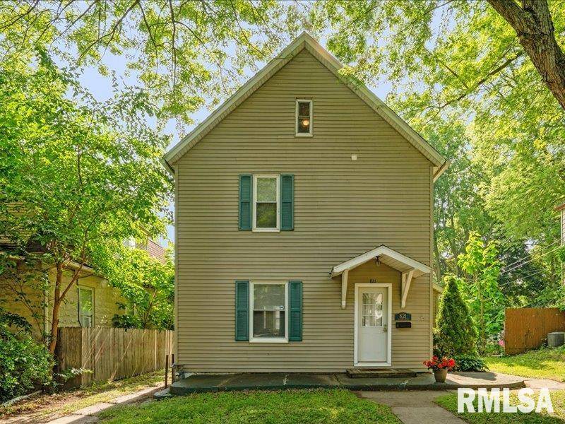 Rock Island, IL 61201,821 42ND ST