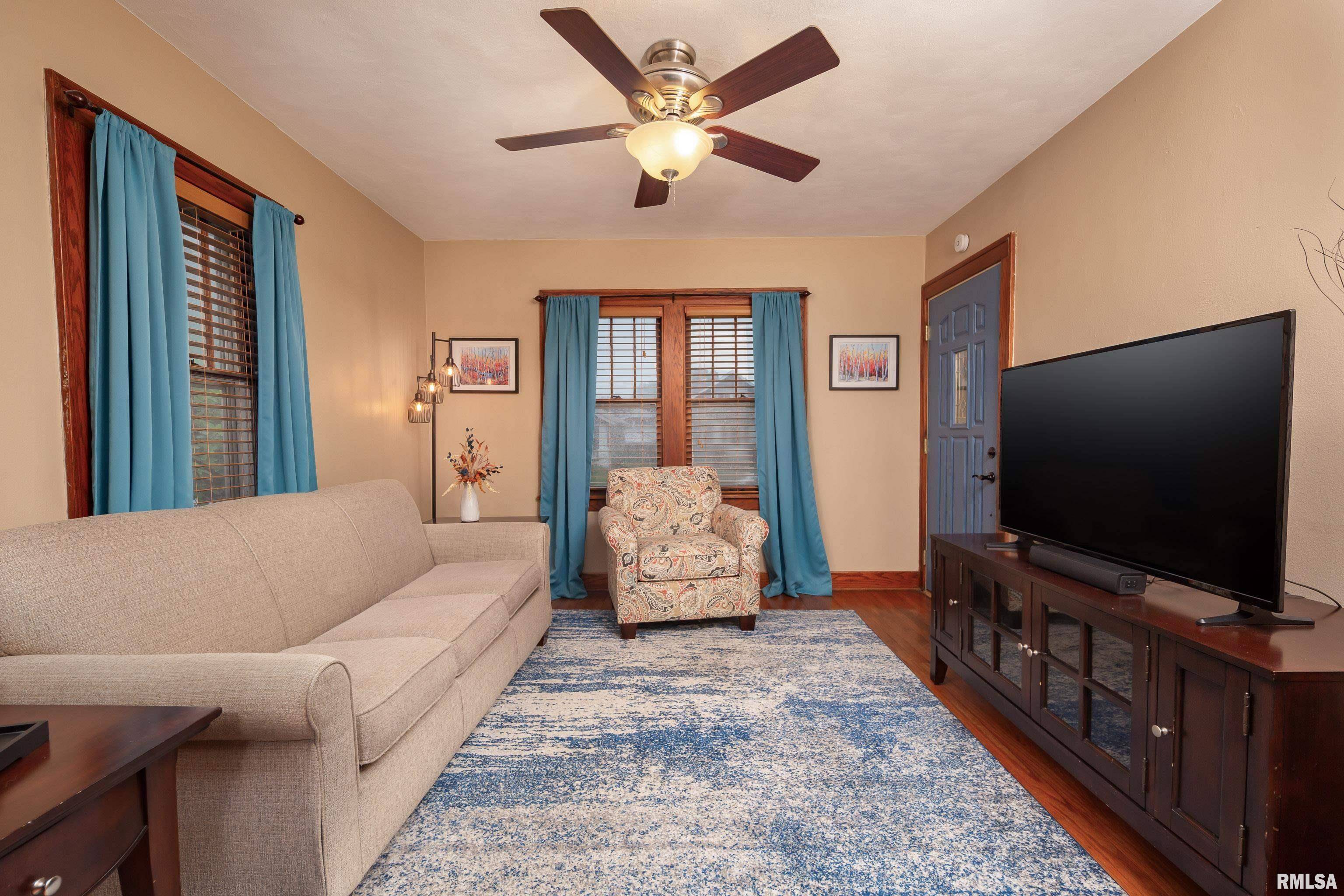 Moline, IL 61265,824 20TH AVE