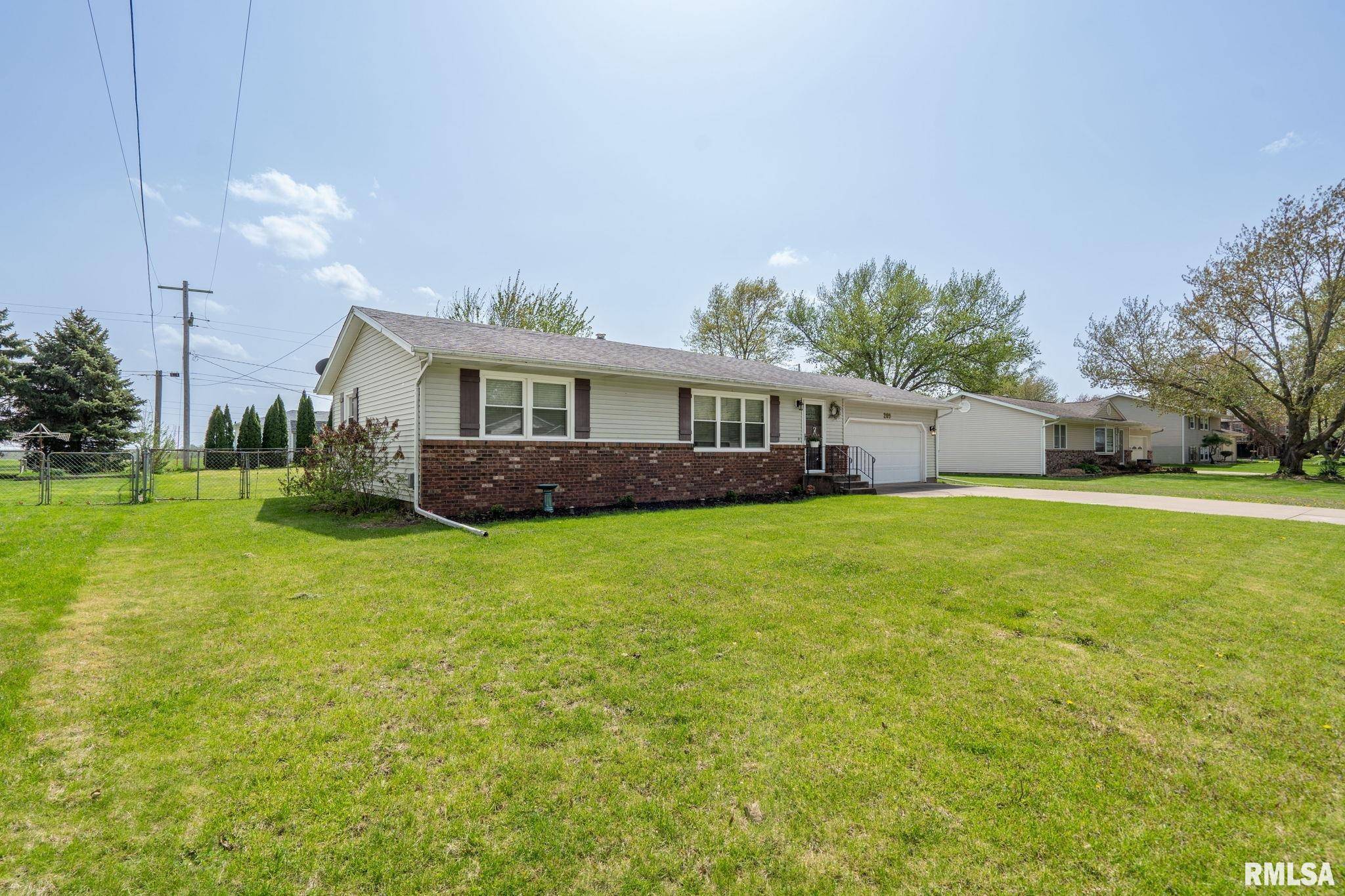 Colona, IL 61241,209 HILLTOP ST