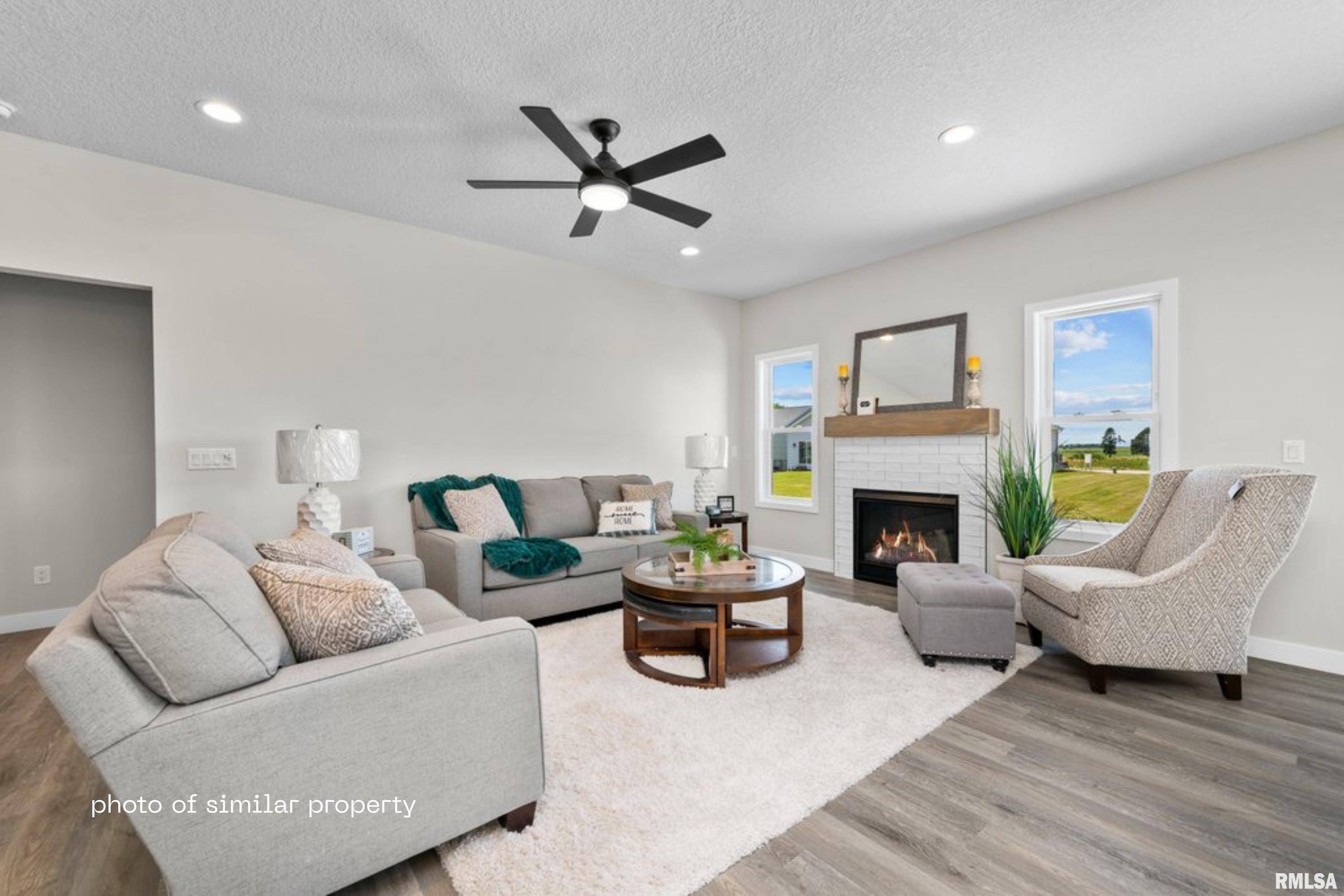 Eldridge, IA 52748,1867 REDBUD CIR #103