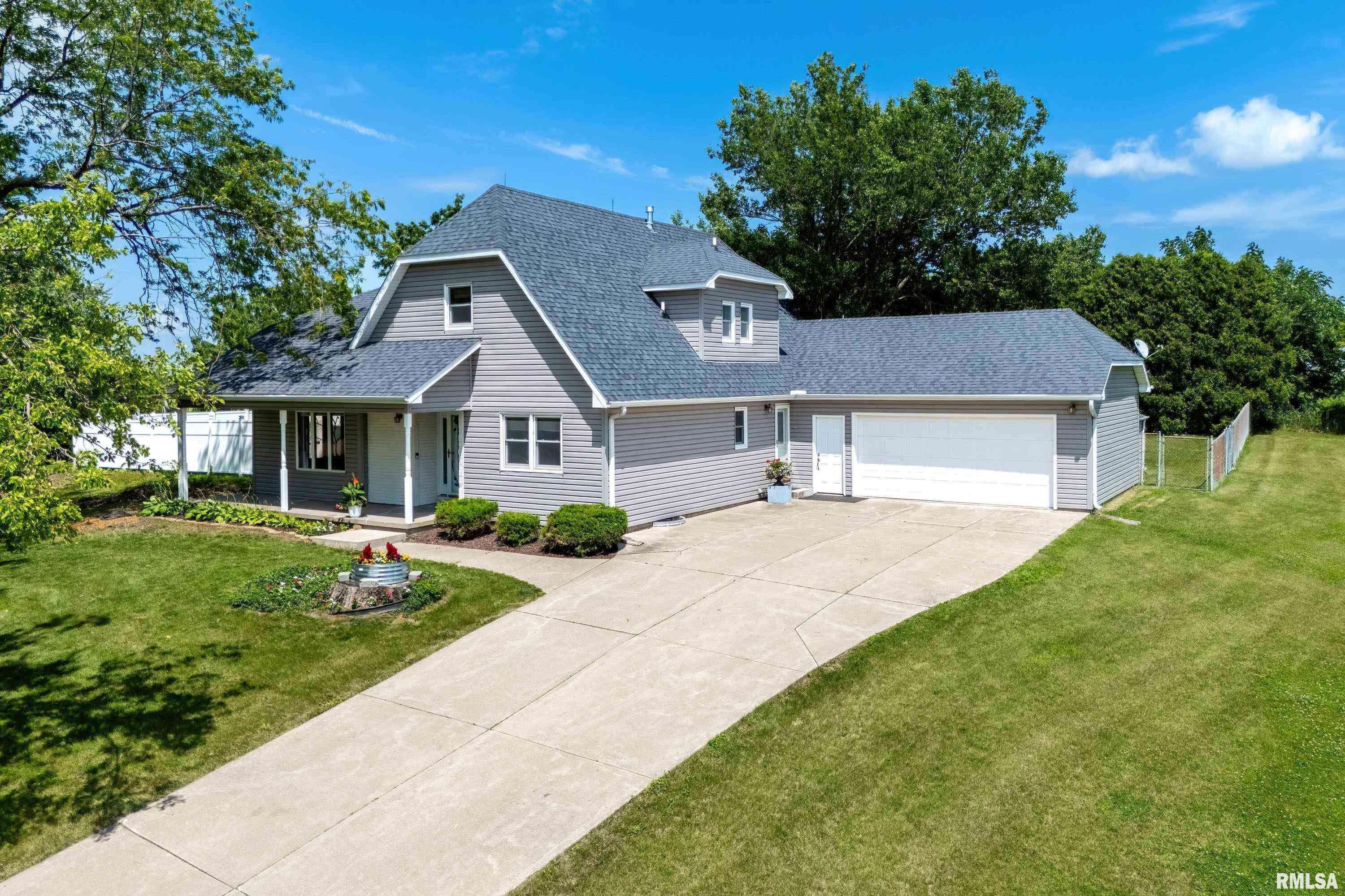 Bettendorf, IA 52722,8 BROOKSIDE CT