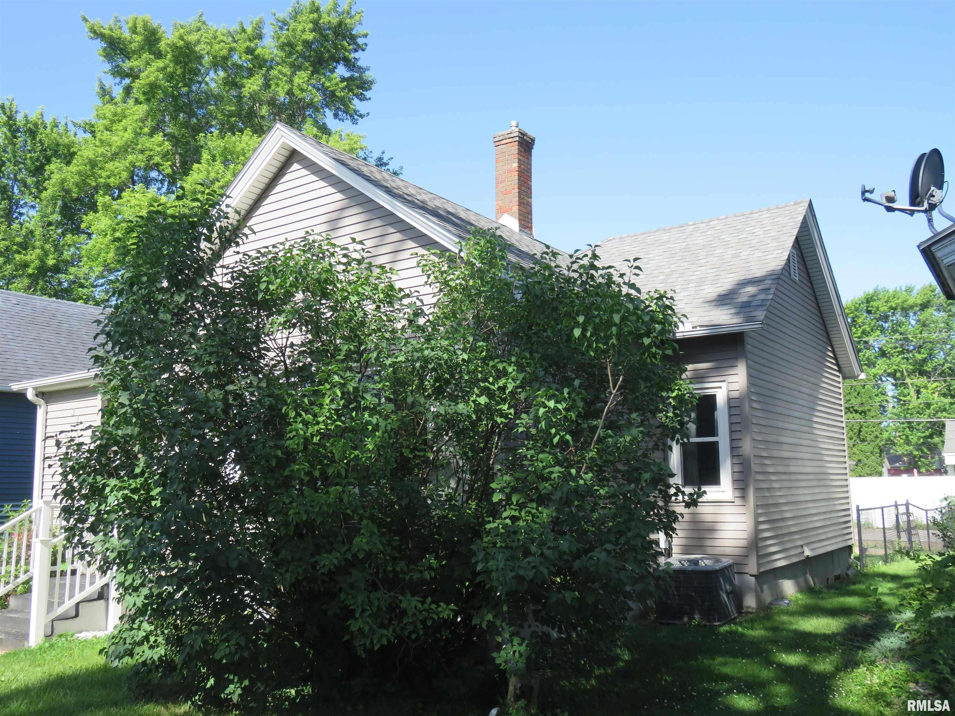 Clinton, IA 52732,312 N 3RD ST